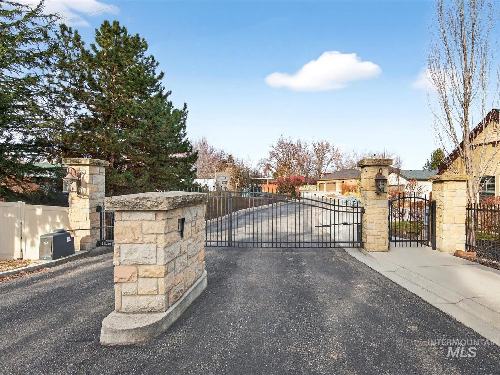 4328 W Edgemont St., Boise, Idaho 83706, 4 Bedrooms, 3 Bathrooms, Residential For Sale, Price $965,300,MLS 98973103