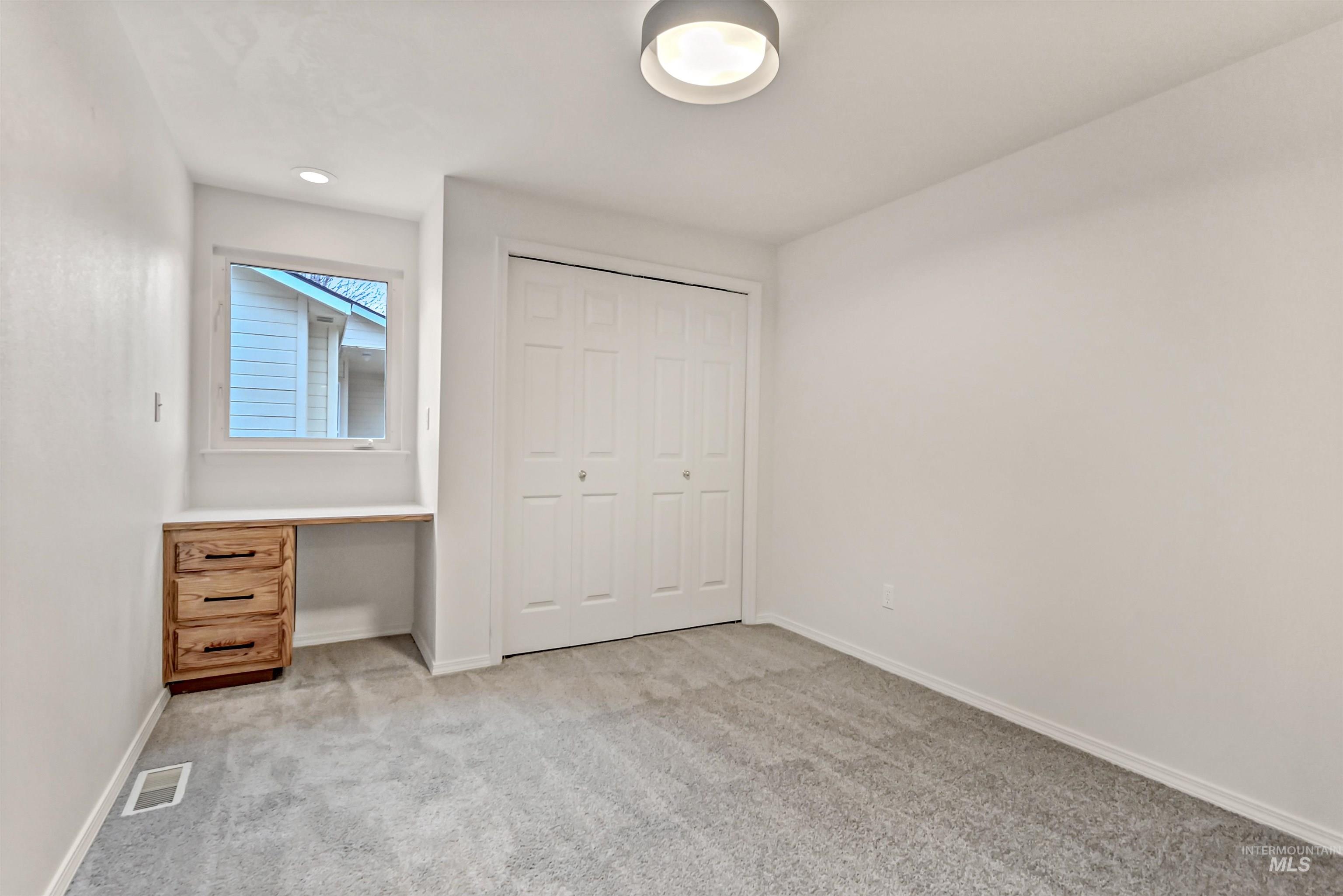 5562 S Impatiens Place, Boise, Idaho 83716-7000, 3 Bedrooms, 2 Bathrooms, Residential For Sale, Price $529,900,MLS 98973104