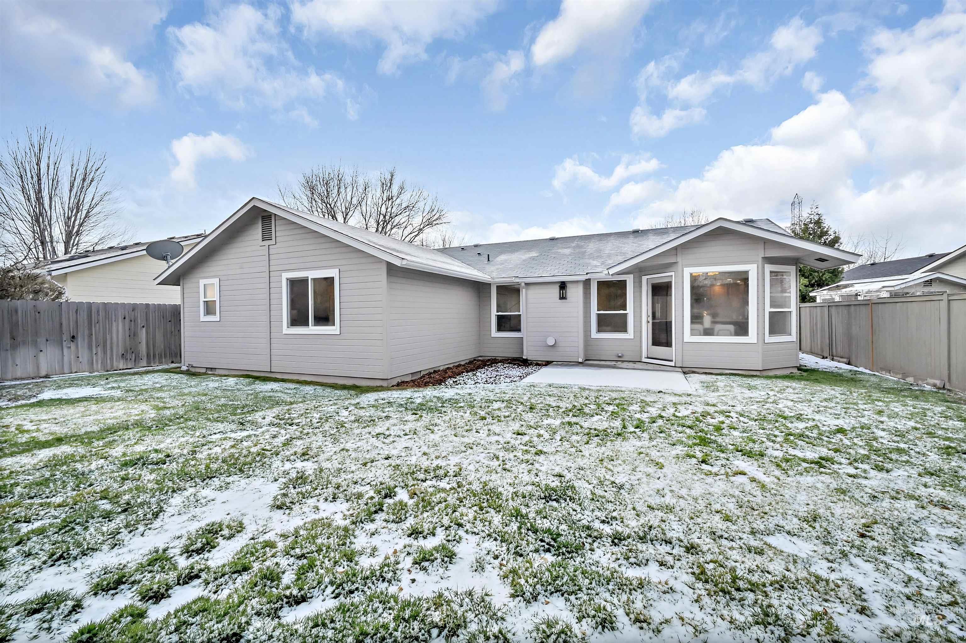 5562 S Impatiens Place, Boise, Idaho 83716-7000, 3 Bedrooms, 2 Bathrooms, Residential For Sale, Price $529,900,MLS 98973104