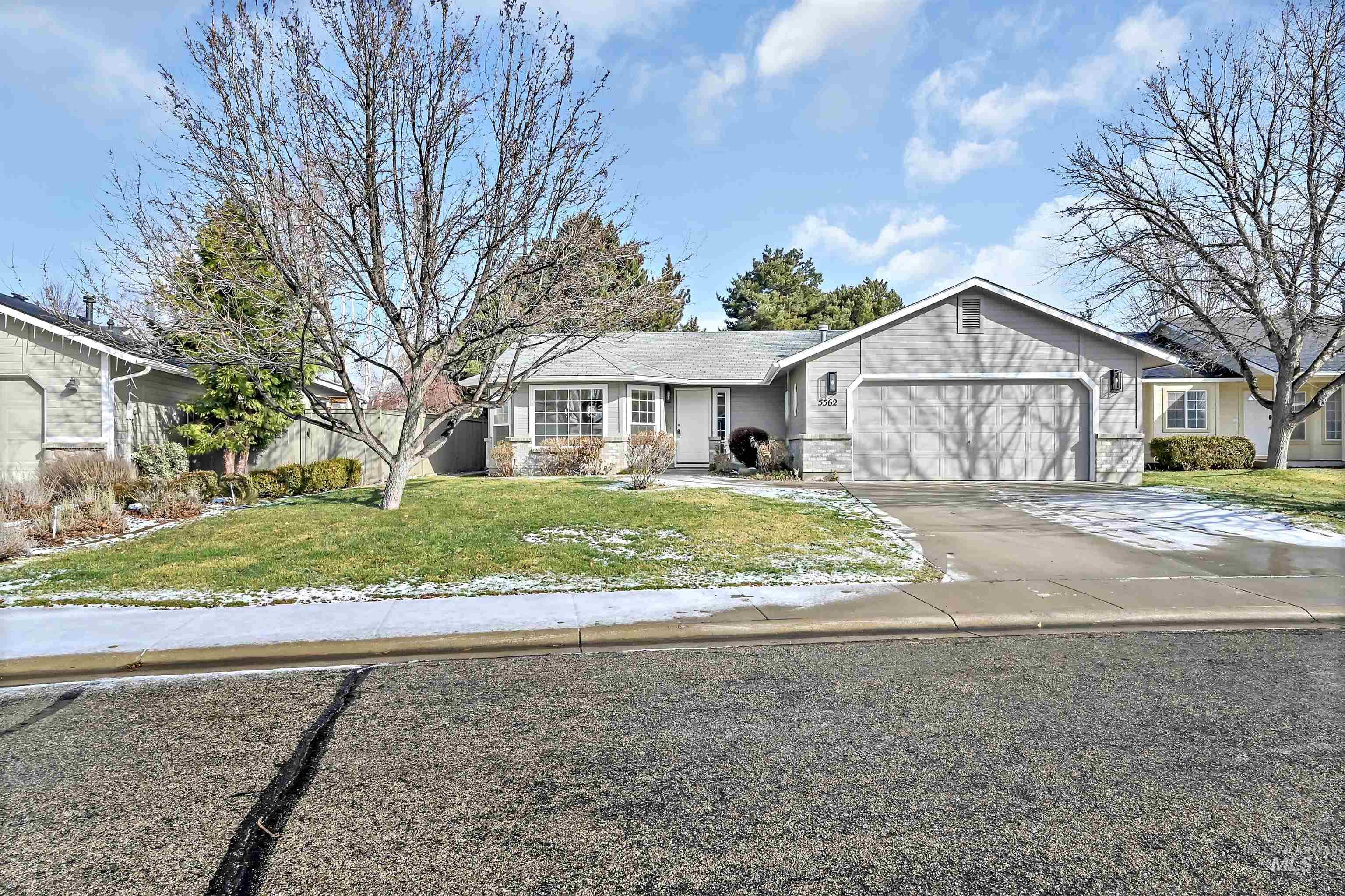 5562 S Impatiens Place, Boise, Idaho 83716-7000, 3 Bedrooms, 2 Bathrooms, Residential For Sale, Price $529,900,MLS 98973104