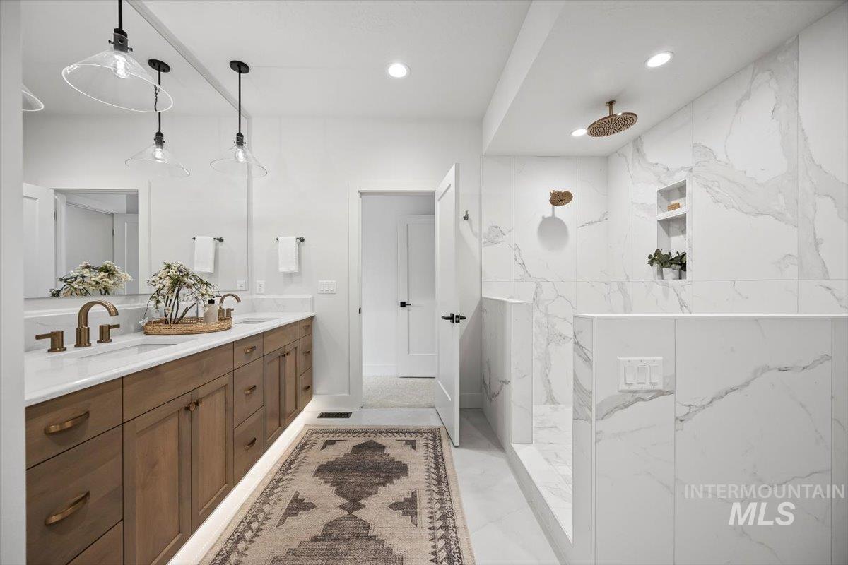 L14 B1 Midberry Ct, Nampa, Idaho 83687, 4 Bedrooms, 2.5 Bathrooms, Residential For Sale, Price $880,000,MLS 98973106