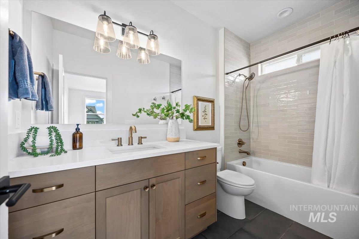 L14 B1 Midberry Ct, Nampa, Idaho 83687, 4 Bedrooms, 2.5 Bathrooms, Residential For Sale, Price $880,000,MLS 98973106