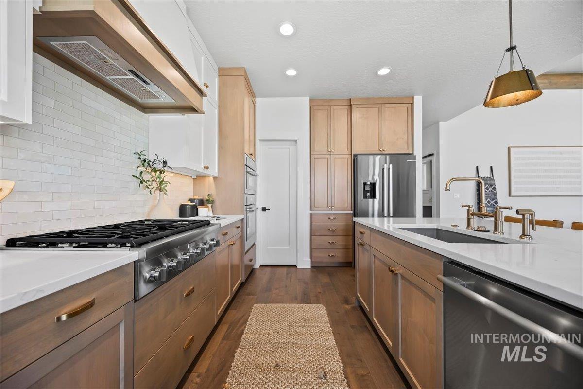 L14 B1 Midberry Ct, Nampa, Idaho 83687, 4 Bedrooms, 2.5 Bathrooms, Residential For Sale, Price $880,000,MLS 98973106