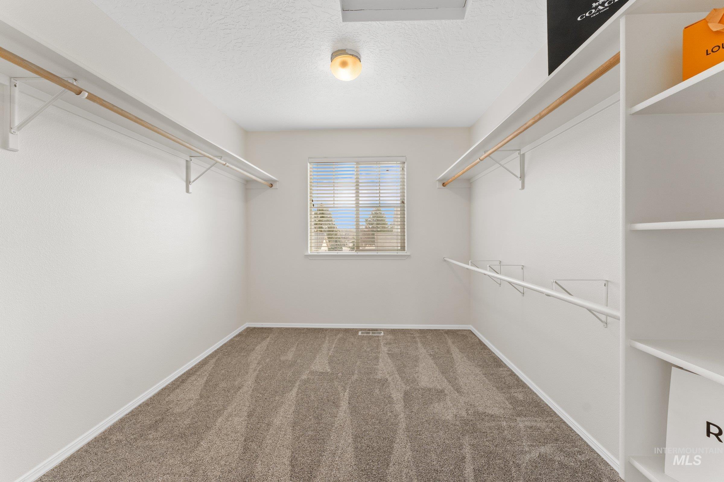 3523 S High Springs St, Nampa, Idaho 83686, 4 Bedrooms, 2.5 Bathrooms, Residential For Sale, Price $450,000,MLS 98973108