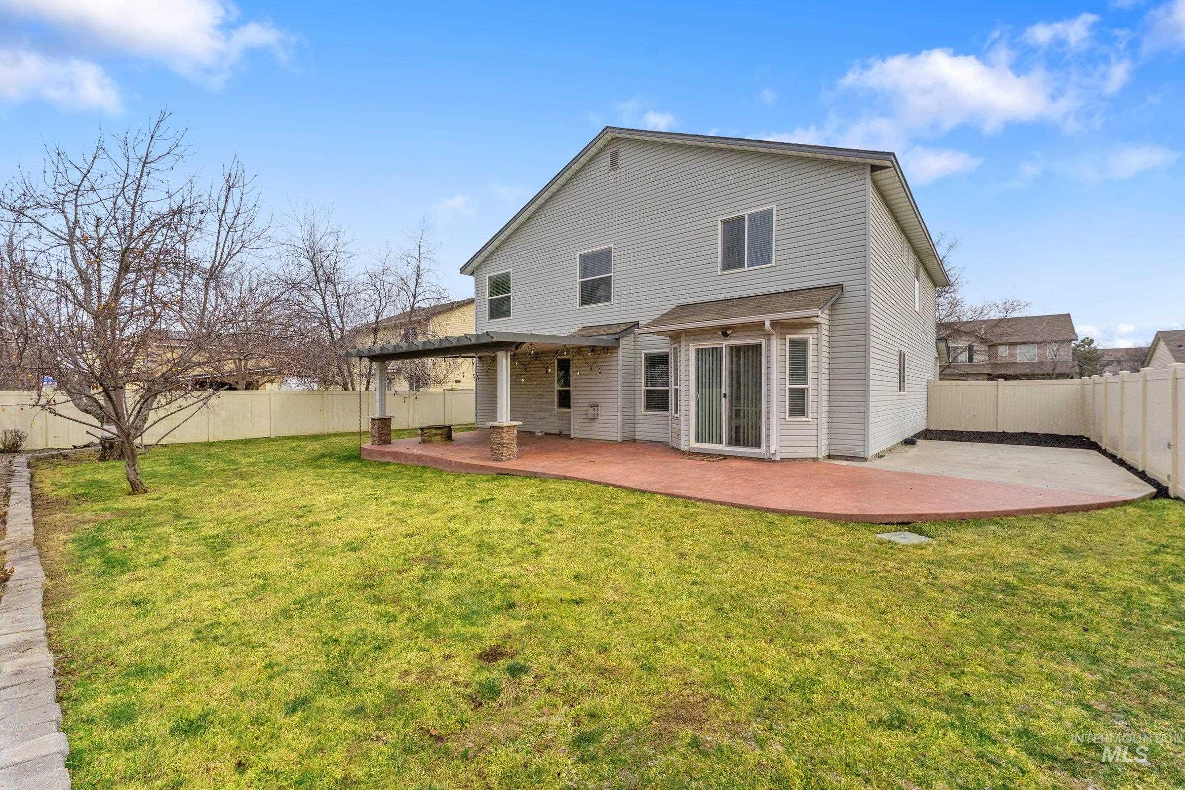 3523 S High Springs St, Nampa, Idaho 83686, 4 Bedrooms, 2.5 Bathrooms, Residential For Sale, Price $450,000,MLS 98973108