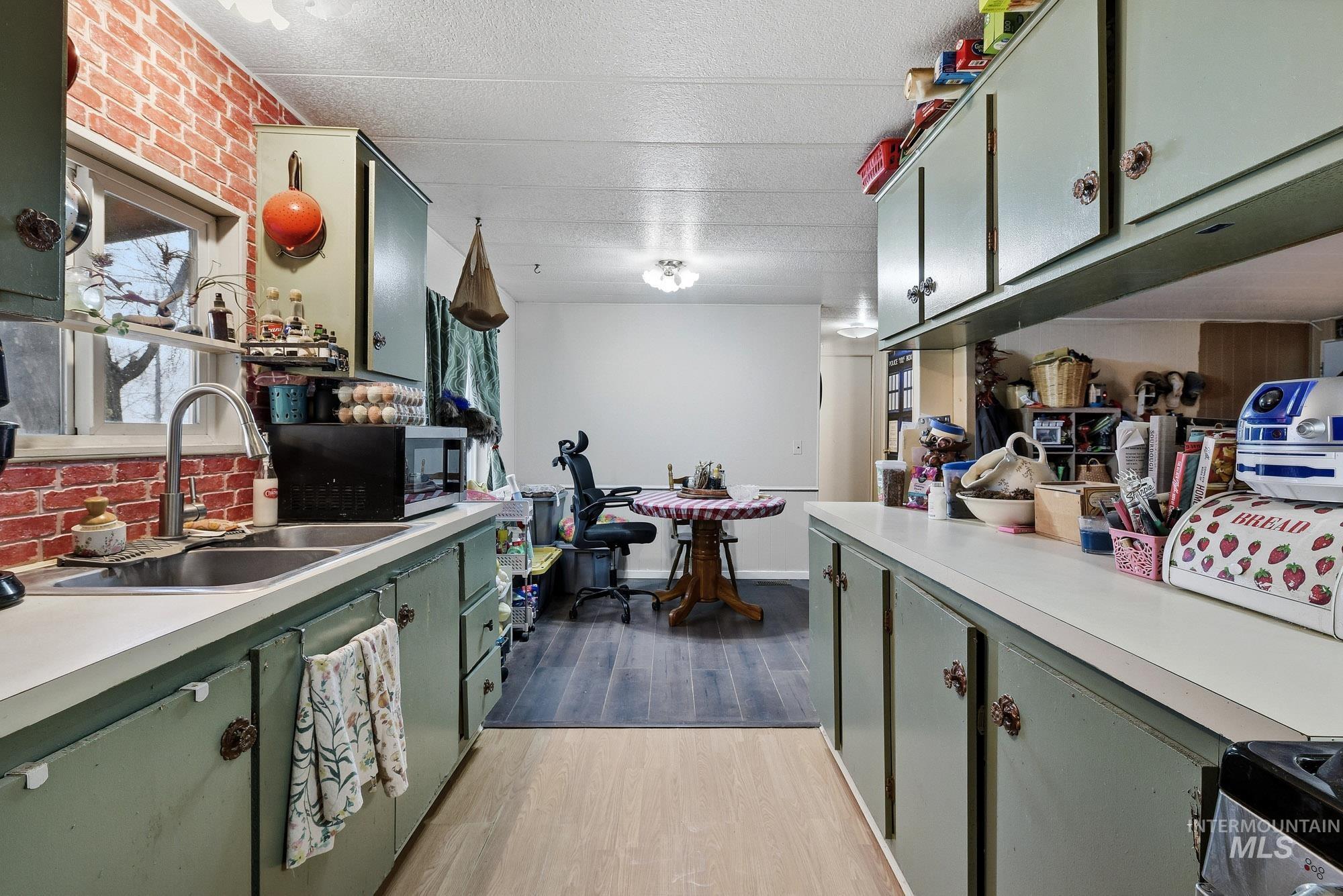 17567 Hollow Rd, Caldwell, Idaho 83607, 3 Bedrooms, 2 Bathrooms, Residential For Sale, Price $550,000,MLS 98973110