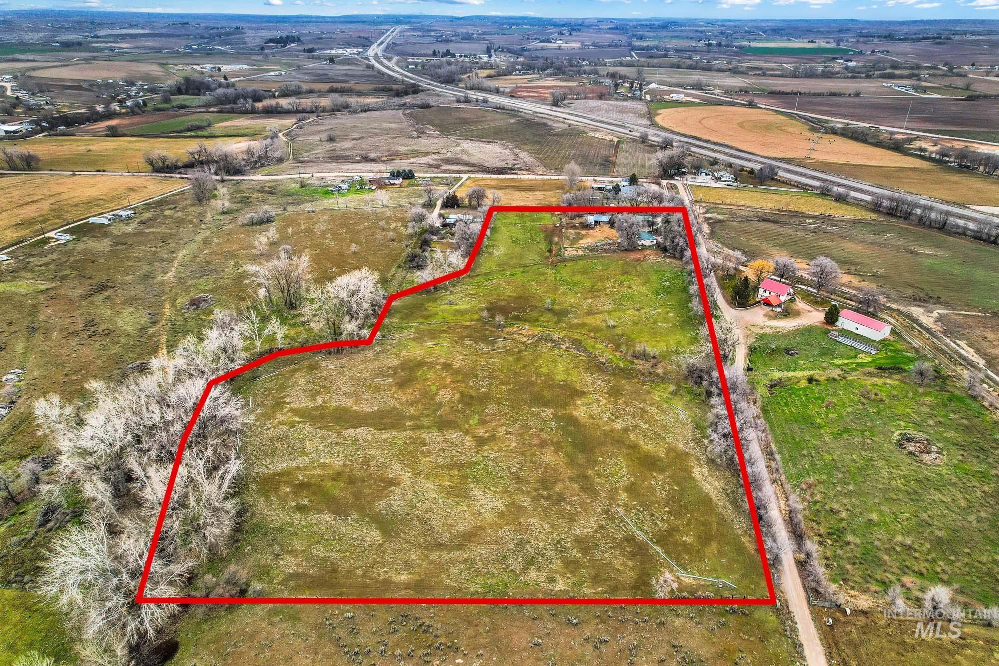 17567 Hollow Rd, Caldwell, Idaho 83607, 3 Bedrooms, 2 Bathrooms, Residential For Sale, Price $550,000,MLS 98973110