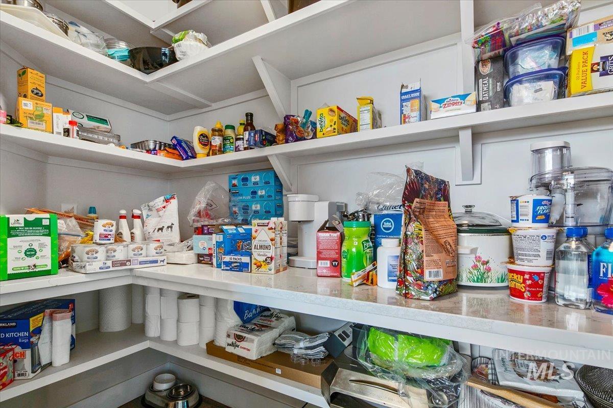 6721 El Paso Rd, Caldwell, Idaho 83607, 4 Bedrooms, 2 Bathrooms, Residential For Sale, Price $975,000,MLS 98973111