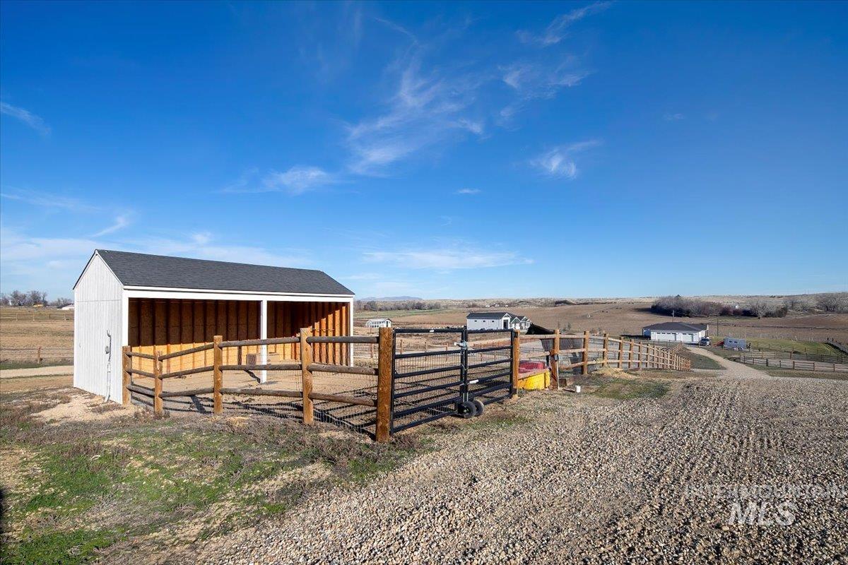 6721 El Paso Rd, Caldwell, Idaho 83607, 4 Bedrooms, 2 Bathrooms, Residential For Sale, Price $975,000,MLS 98973111