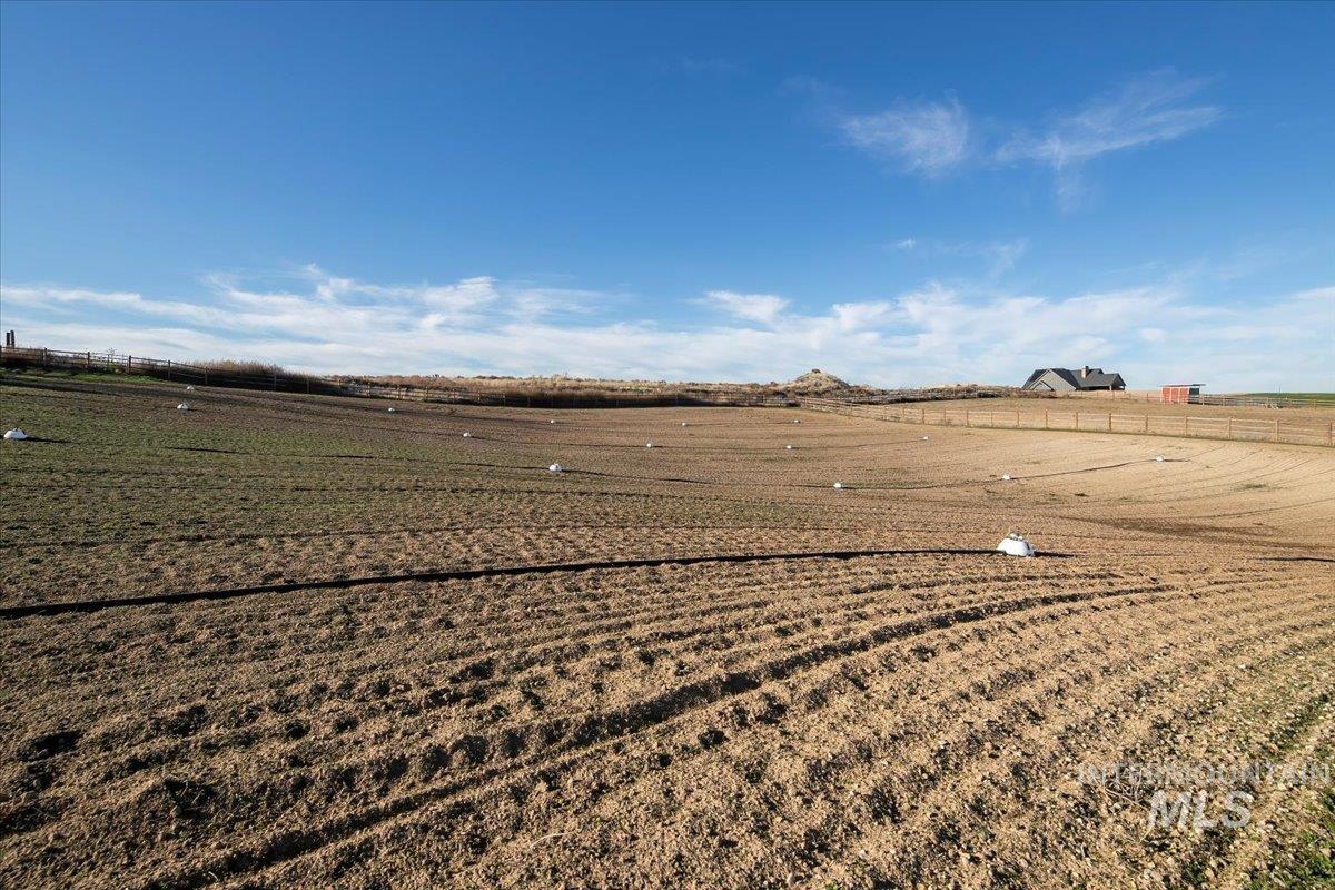 6721 El Paso Rd, Caldwell, Idaho 83607, 4 Bedrooms, 2 Bathrooms, Residential For Sale, Price $975,000,MLS 98973111