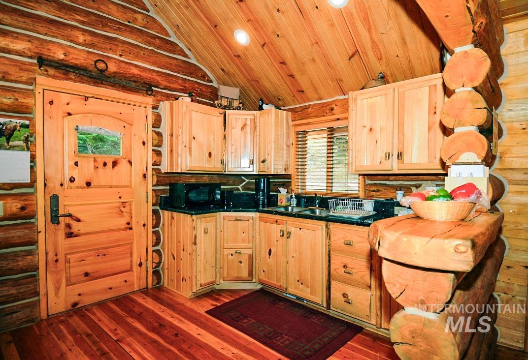 1700 Jackson Creek Road, Council, Idaho 83612, 2 Bedrooms, 2 Bathrooms, Farm & Ranch For Sale, Price $1,850,000,MLS 98973113