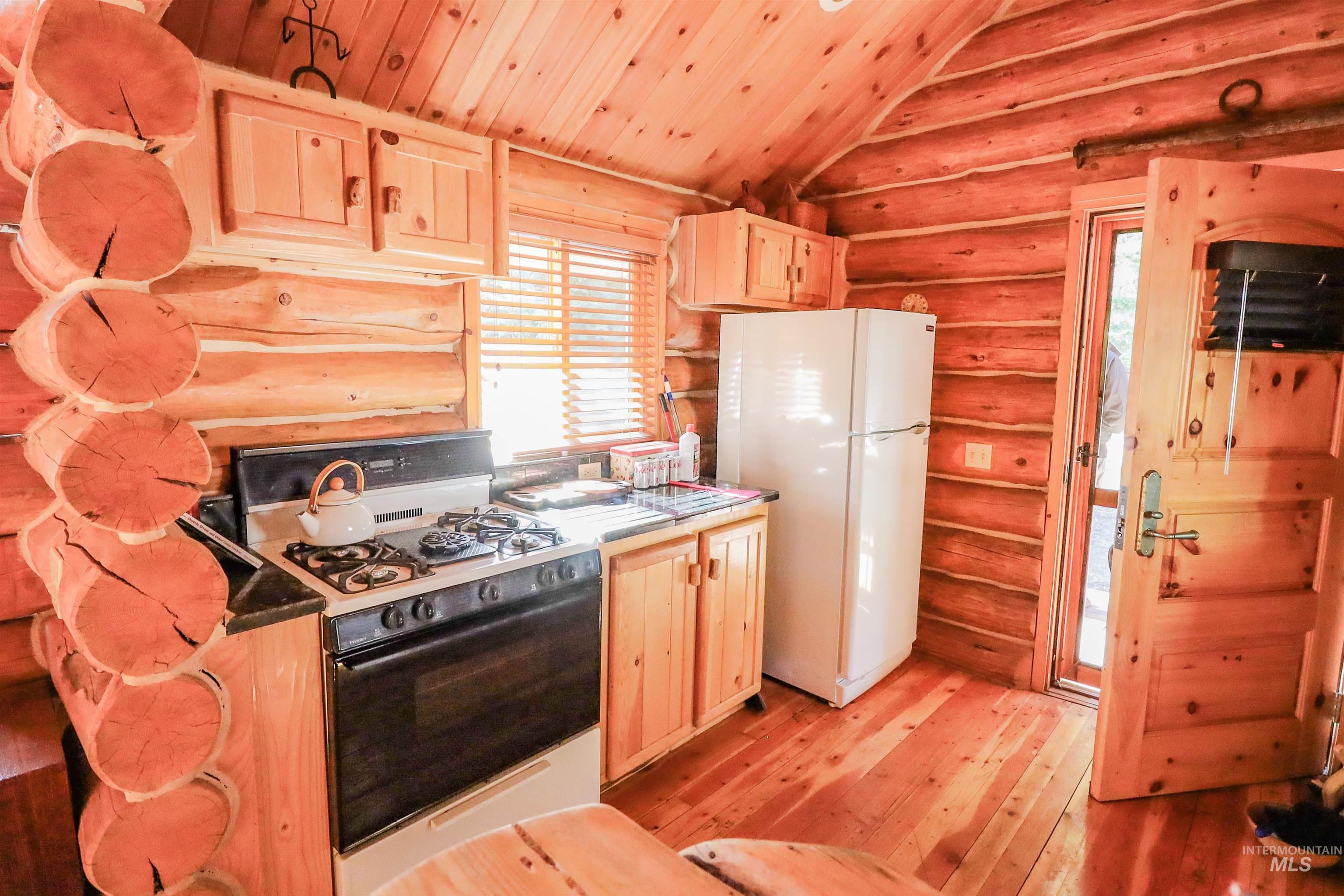 1700 Jackson Creek Road, Council, Idaho 83612, 2 Bedrooms, 2 Bathrooms, Farm & Ranch For Sale, Price $1,850,000,MLS 98973113