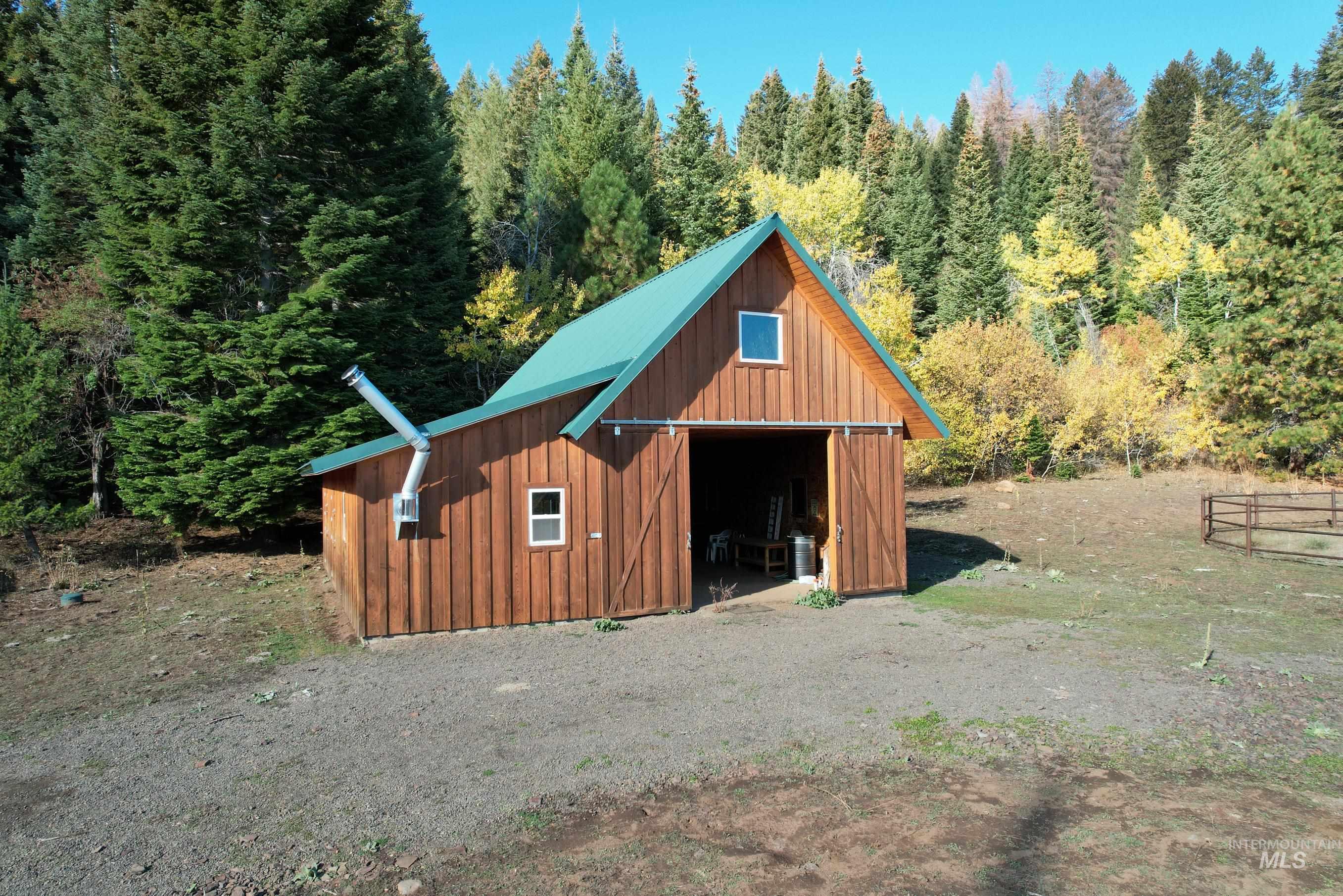 1700 Jackson Creek Road, Council, Idaho 83612, 2 Bedrooms, 2 Bathrooms, Farm & Ranch For Sale, Price $1,850,000,MLS 98973113