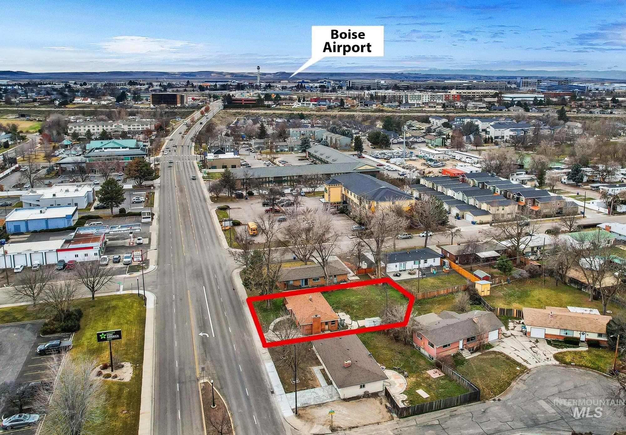 2519 S Vista Ave, Boise, Idaho 83705, 4 Bedrooms, 1 Bathroom, Residential For Sale, Price $399,000,MLS 98973114