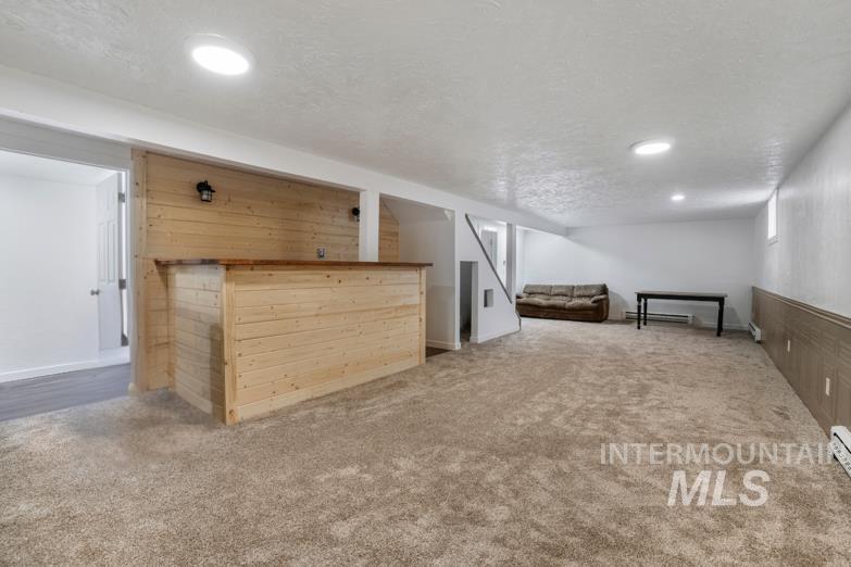 201 E 27th St., Burley, Idaho 83318, 5 Bedrooms, 3 Bathrooms, Residential For Sale, Price $379,000,MLS 98973117