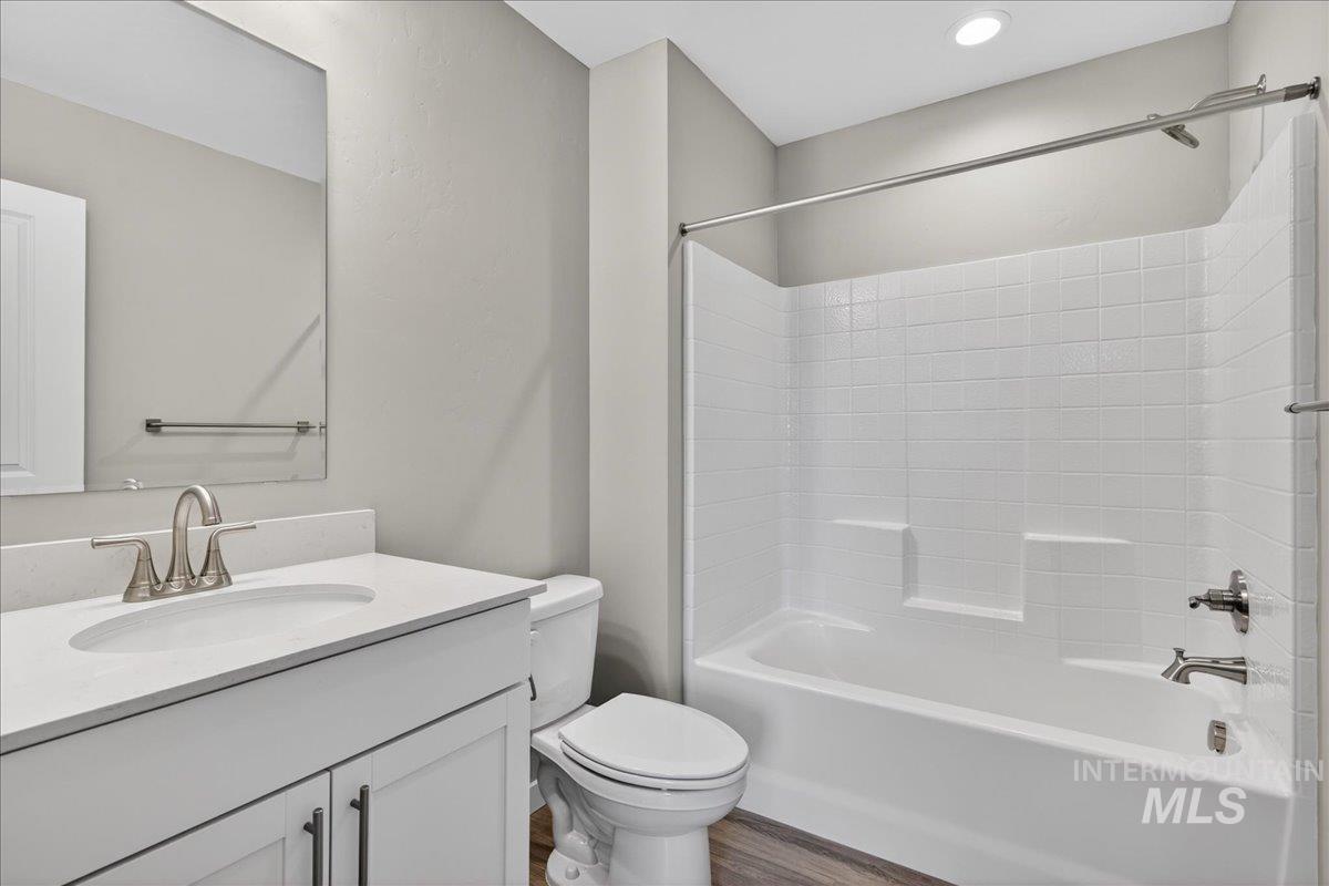 2258 N Asner Ave, Star, Idaho 83669, 5 Bedrooms, 4 Bathrooms, Residential For Sale, Price $699,990,MLS 98973122