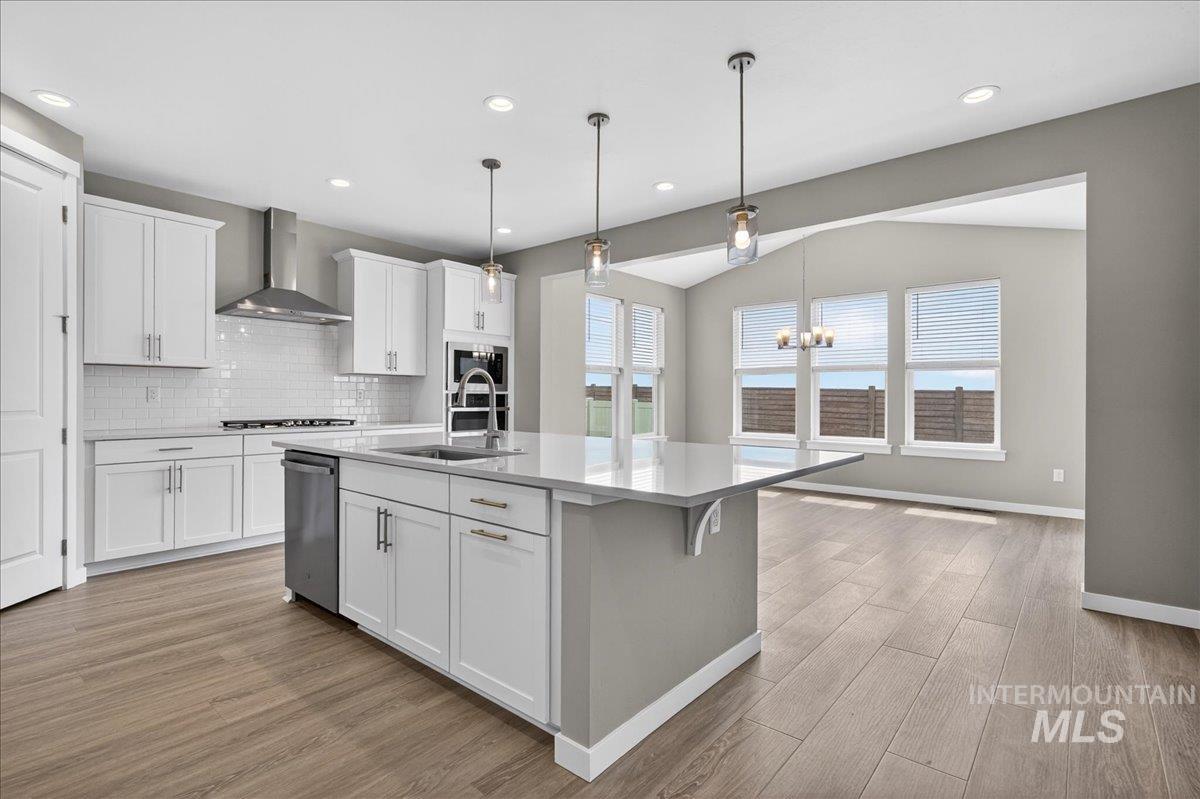 2258 N Asner Ave, Star, Idaho 83669, 5 Bedrooms, 4 Bathrooms, Residential For Sale, Price $699,990,MLS 98973122