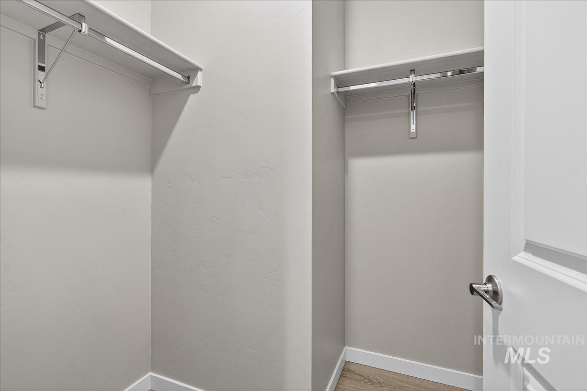 2258 N Asner Ave, Star, Idaho 83669, 5 Bedrooms, 4 Bathrooms, Residential For Sale, Price $699,990,MLS 98973122