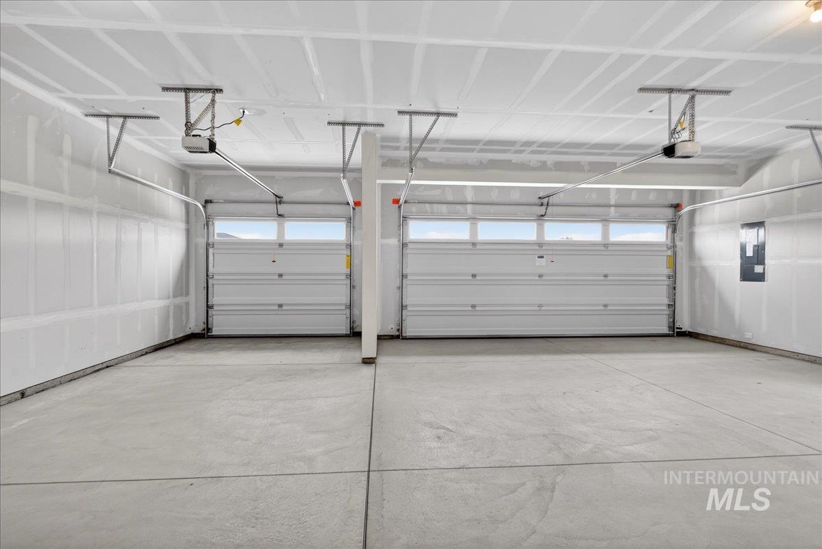 2258 N Asner Ave, Star, Idaho 83669, 5 Bedrooms, 4 Bathrooms, Residential For Sale, Price $699,990,MLS 98973122