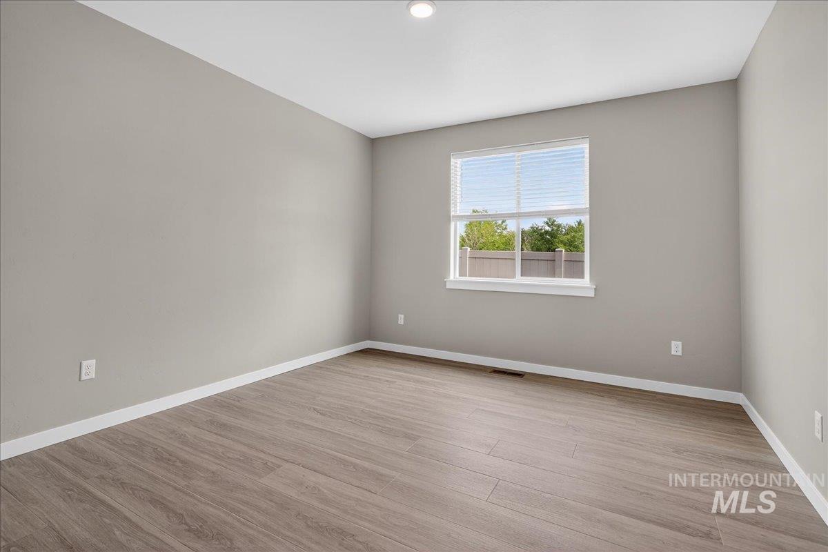 2258 N Asner Ave, Star, Idaho 83669, 5 Bedrooms, 4 Bathrooms, Residential For Sale, Price $699,990,MLS 98973122