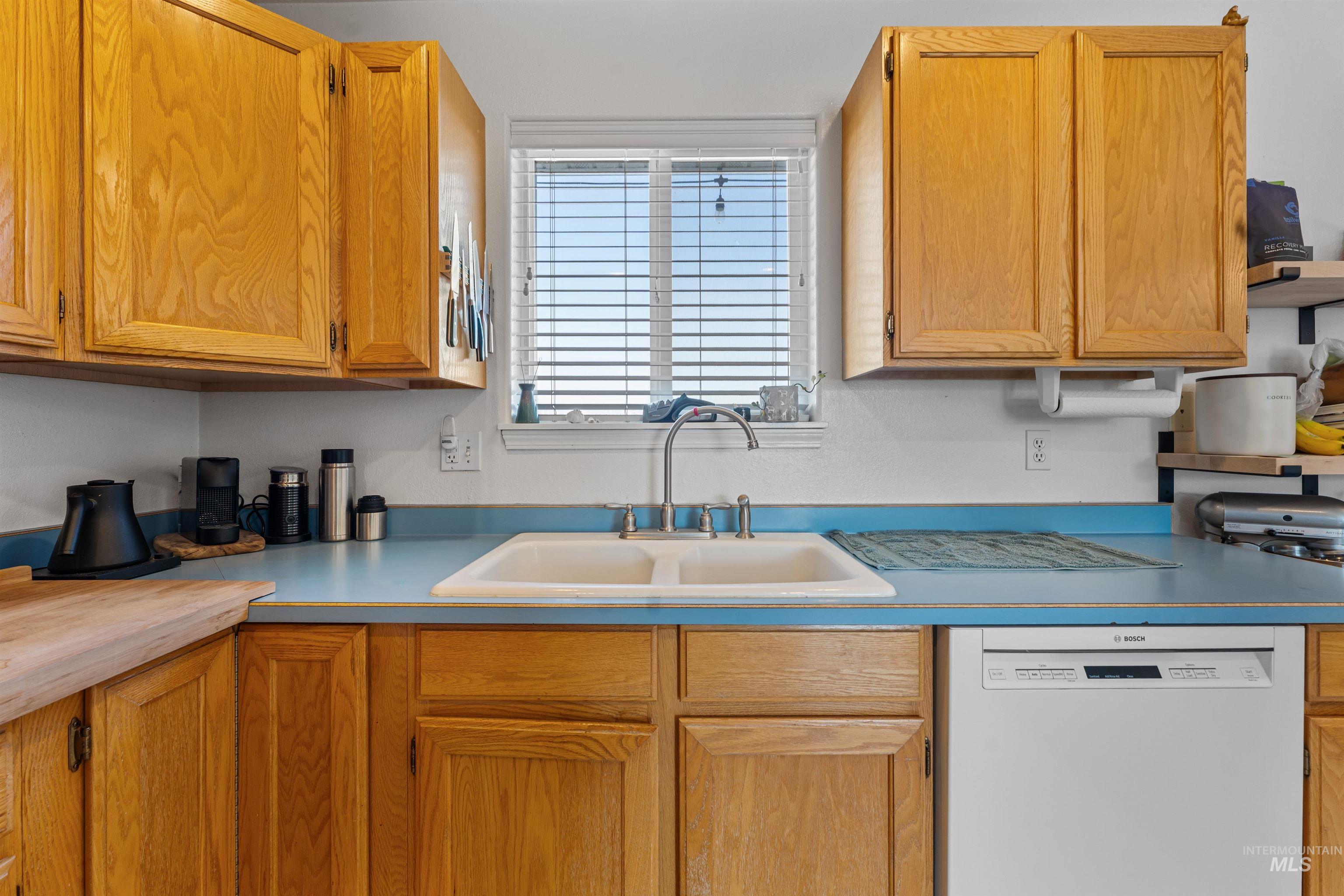 257 El Camino Ave, Twin Falls, Idaho 83301, 2 Bedrooms, 1 Bathroom, Residential For Sale, Price $274,000,MLS 98973123