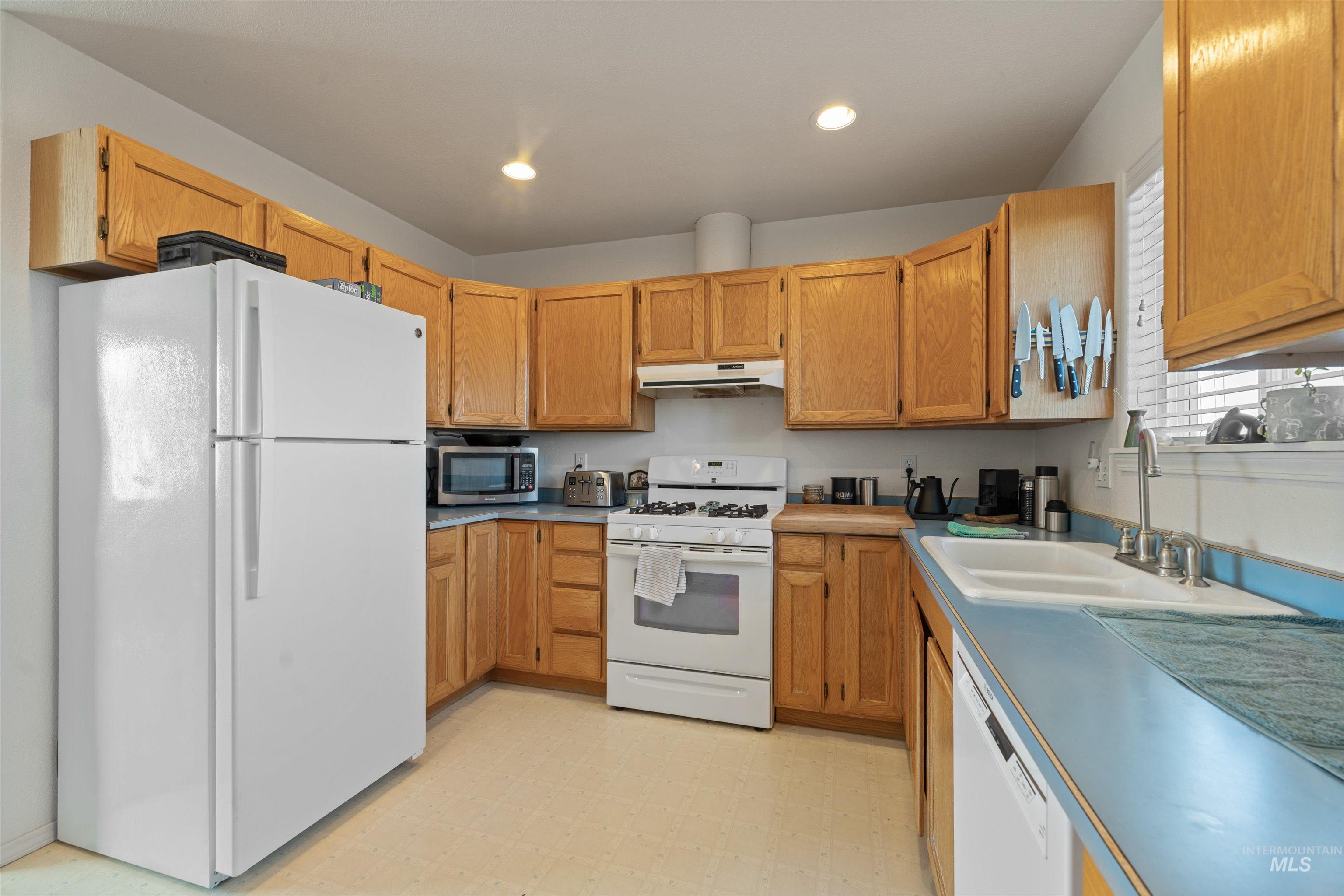 257 El Camino Ave, Twin Falls, Idaho 83301, 2 Bedrooms, 1 Bathroom, Residential For Sale, Price $274,000,MLS 98973123