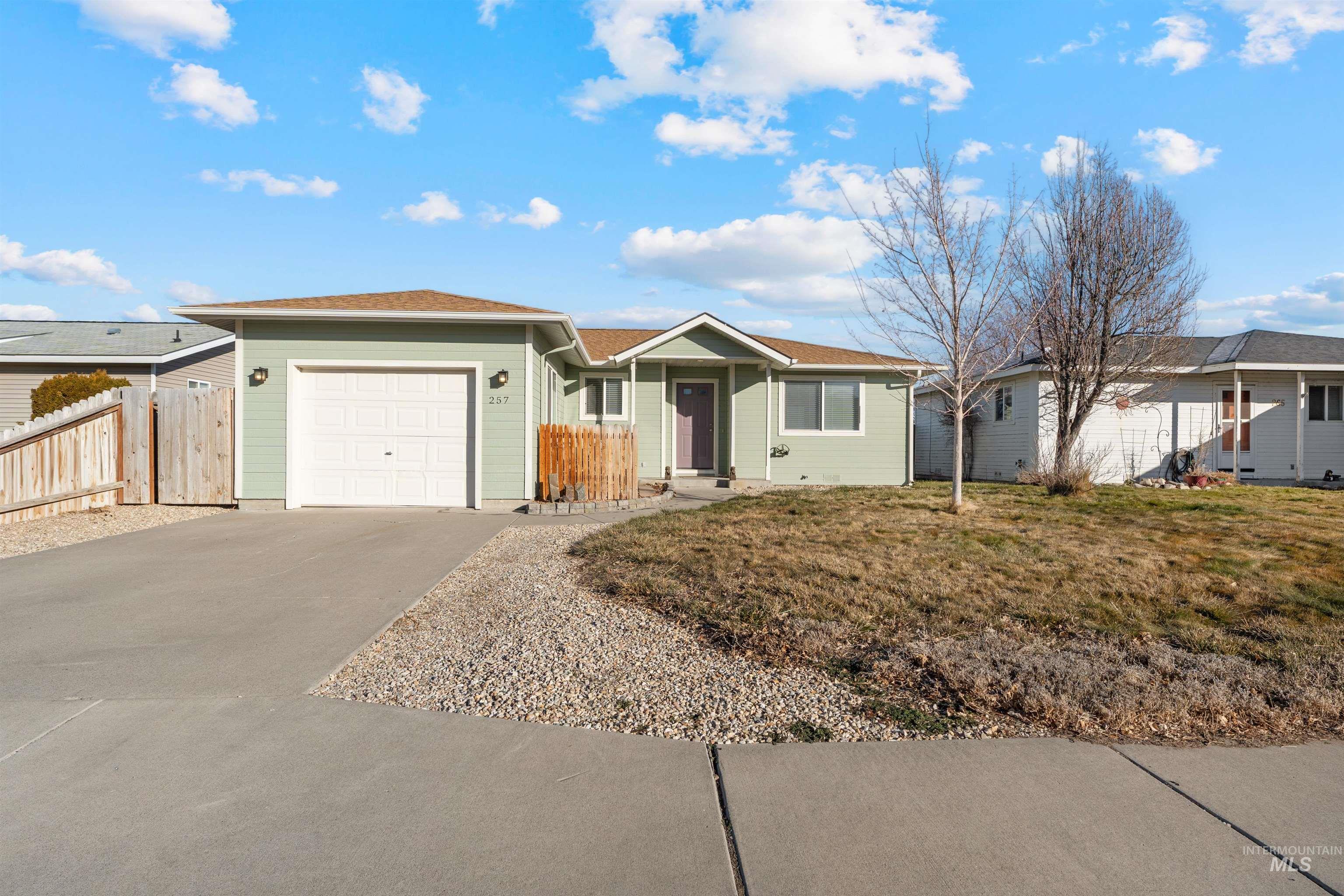 257 El Camino Ave, Twin Falls, Idaho 83301, 2 Bedrooms, 1 Bathroom, Residential For Sale, Price $274,000,MLS 98973123
