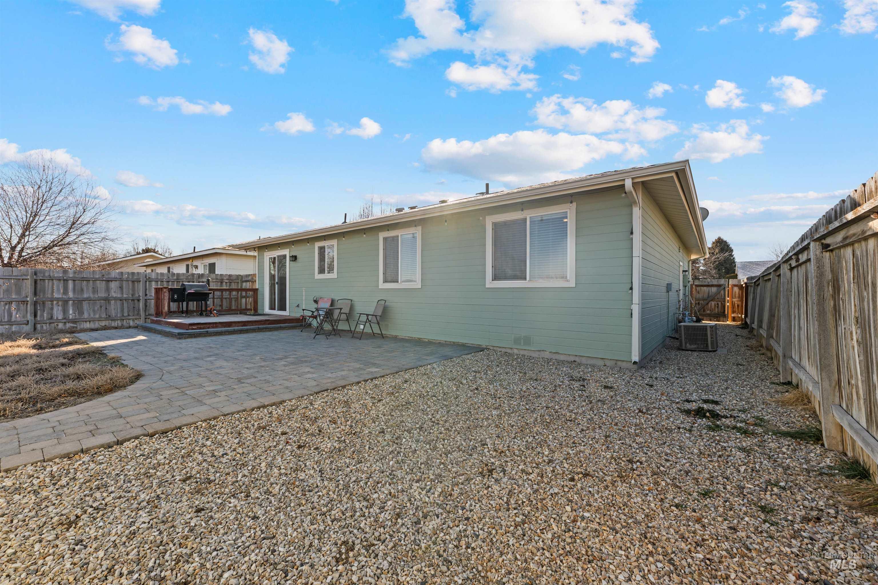 257 El Camino Ave, Twin Falls, Idaho 83301, 2 Bedrooms, 1 Bathroom, Residential For Sale, Price $274,000,MLS 98973123