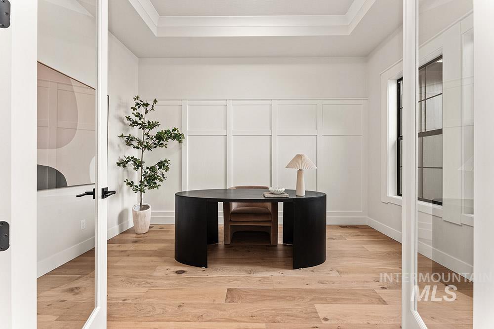 3409 W Tahoe View, Eagle, Idaho 83616, 3 Bedrooms, 2.5 Bathrooms, Residential For Sale, Price $1,049,900,MLS 98973124