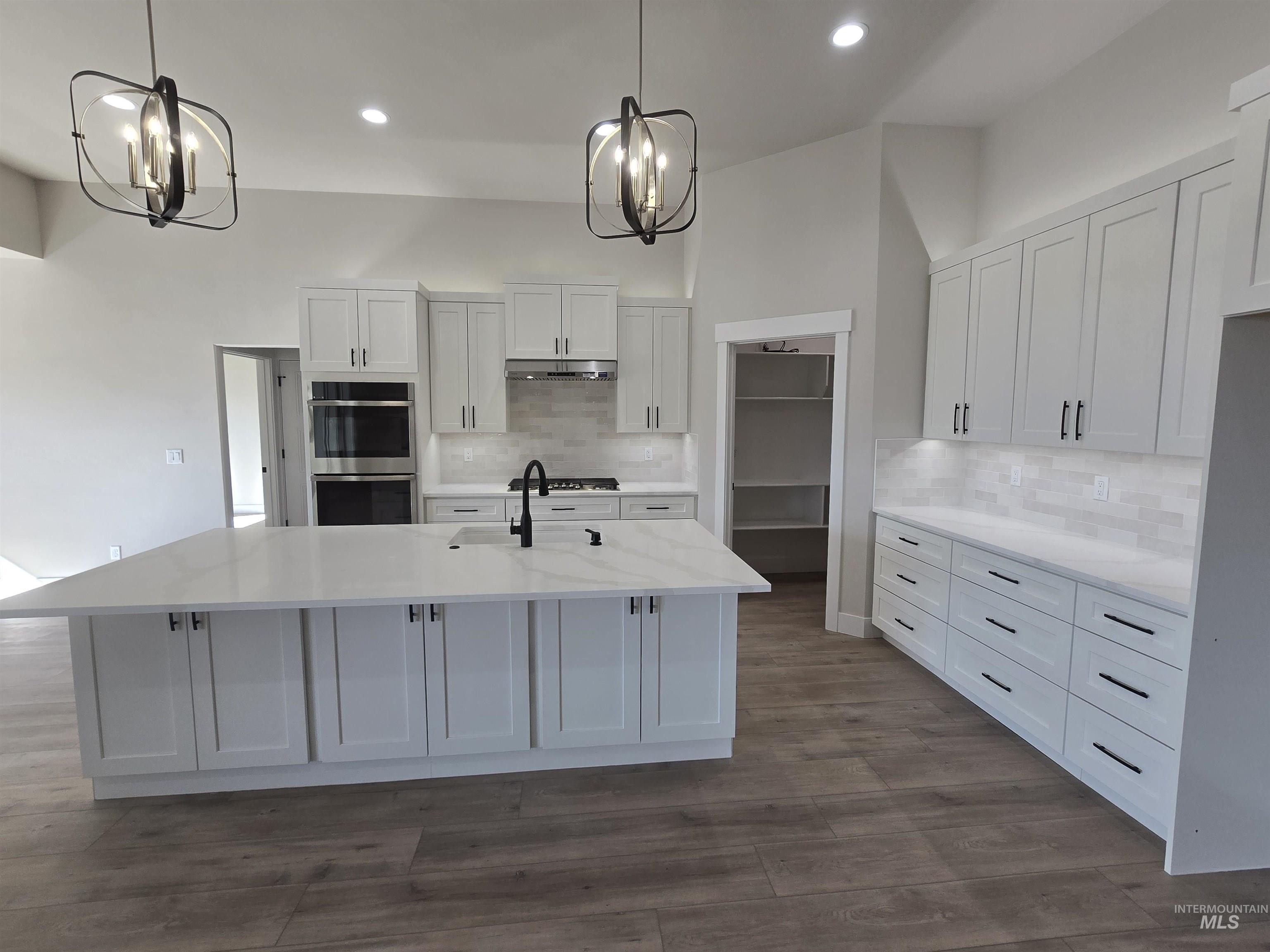 1577 Tule Dr., Twin Falls, Idaho 83301, 4 Bedrooms, 3 Bathrooms, Residential For Sale, Price $650,000, 98973126