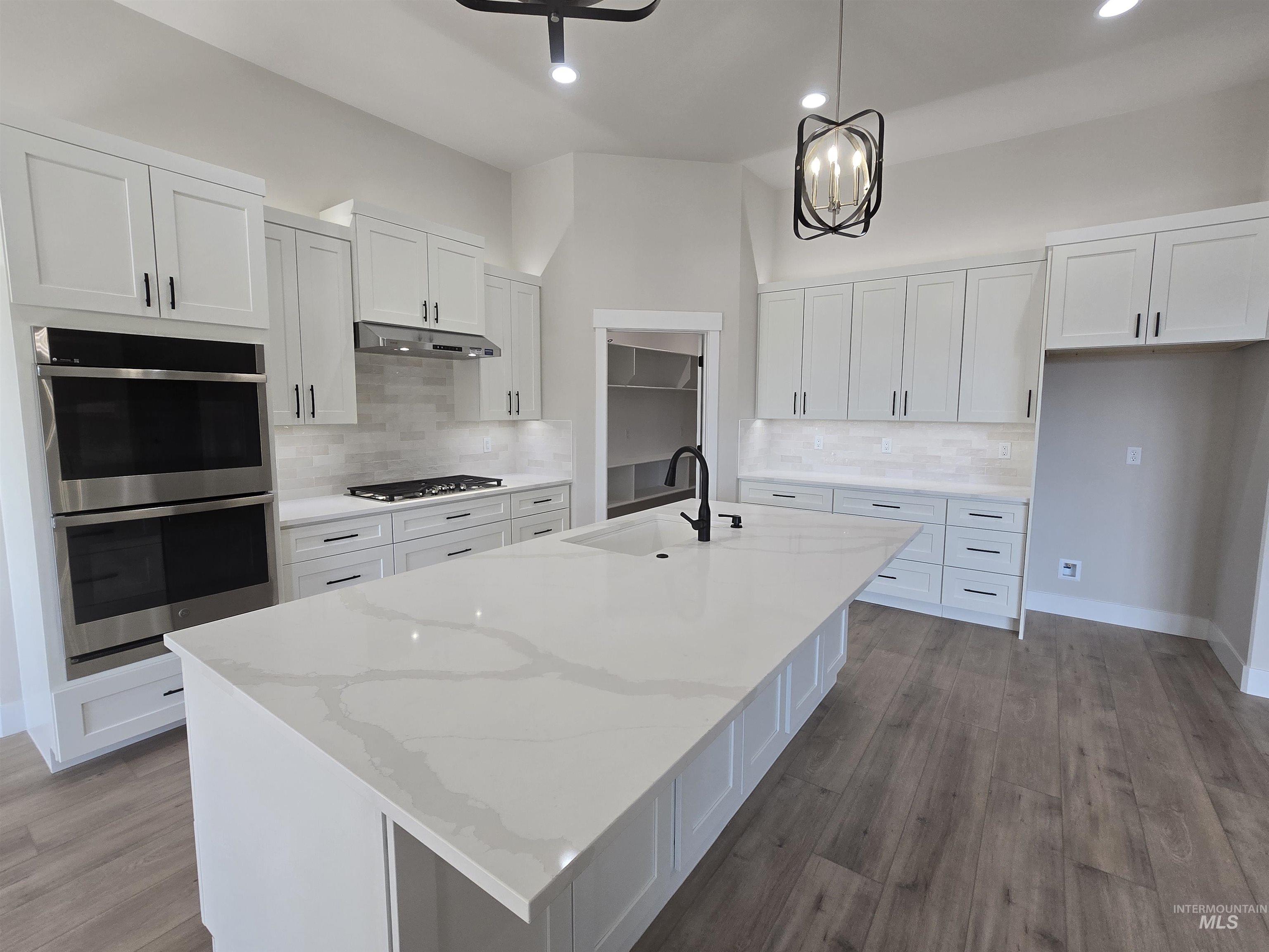 1577 Tule Dr., Twin Falls, Idaho 83301, 4 Bedrooms, 3 Bathrooms, Residential For Sale, Price $650,000, 98973126