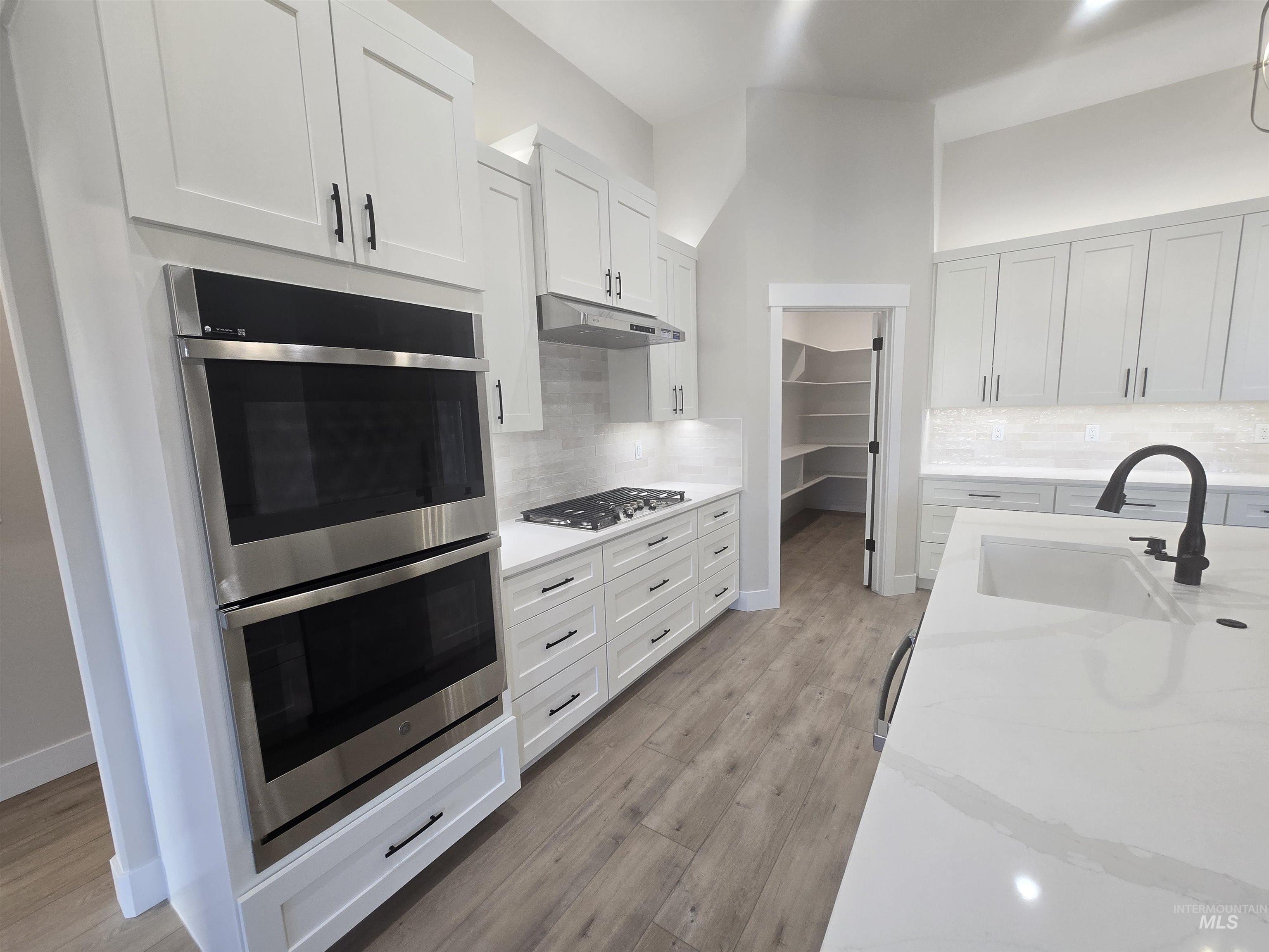 1577 Tule Dr., Twin Falls, Idaho 83301, 4 Bedrooms, 3 Bathrooms, Residential For Sale, Price $650,000,MLS 98973126