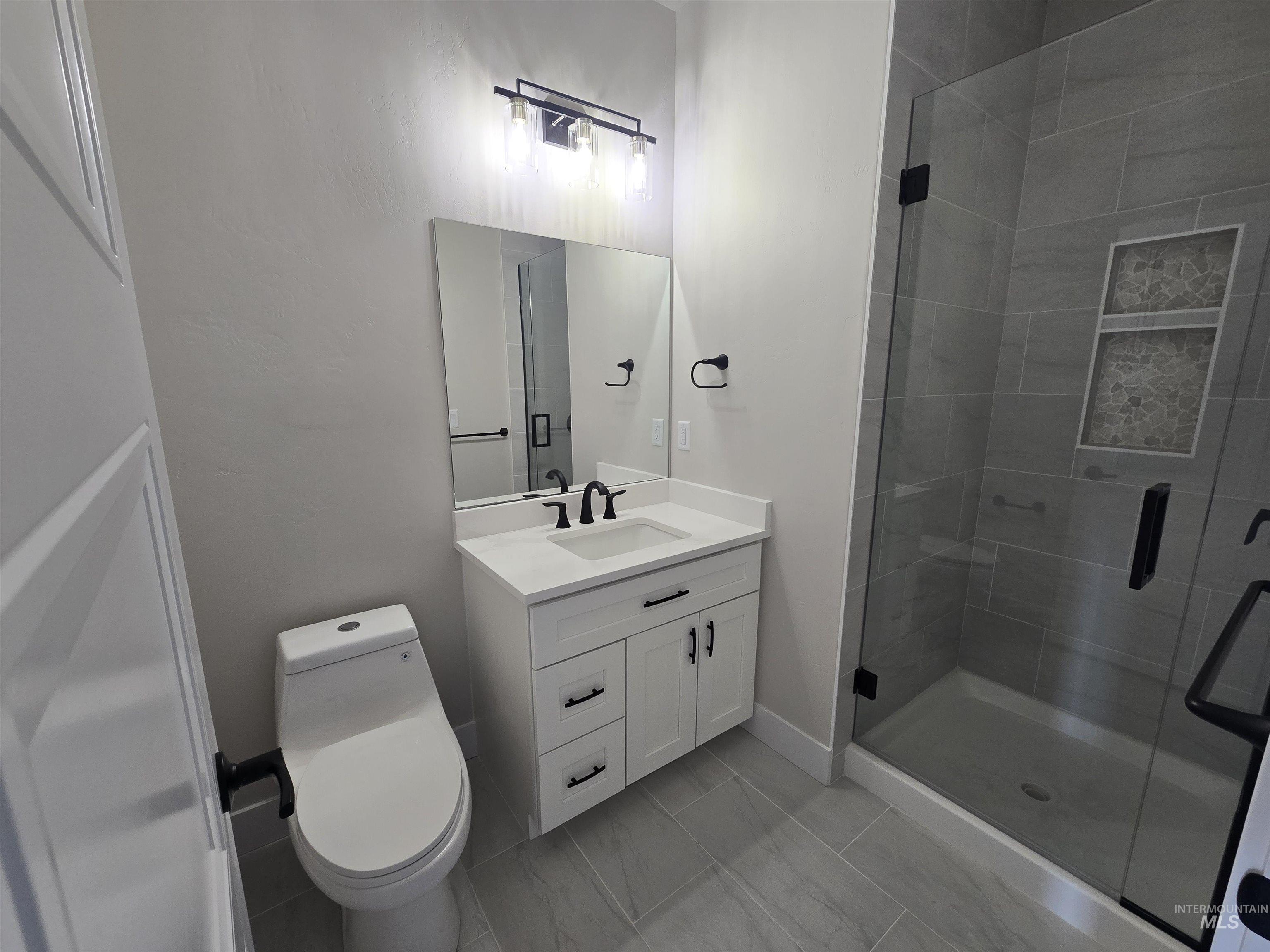 1577 Tule Dr., Twin Falls, Idaho 83301, 4 Bedrooms, 3 Bathrooms, Residential For Sale, Price $650,000,MLS 98973126