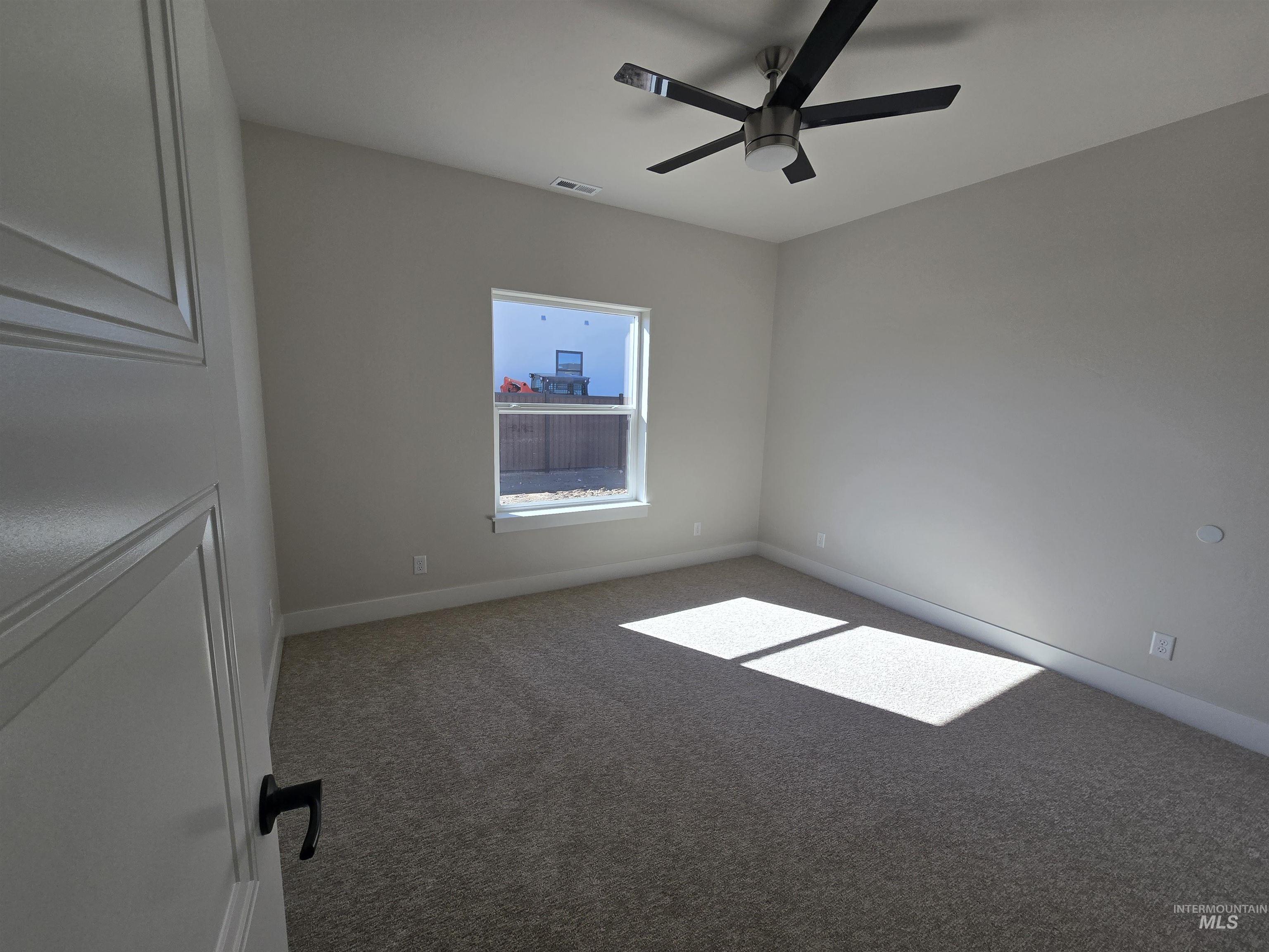 1577 Tule Dr., Twin Falls, Idaho 83301, 4 Bedrooms, 3 Bathrooms, Residential For Sale, Price $650,000,MLS 98973126