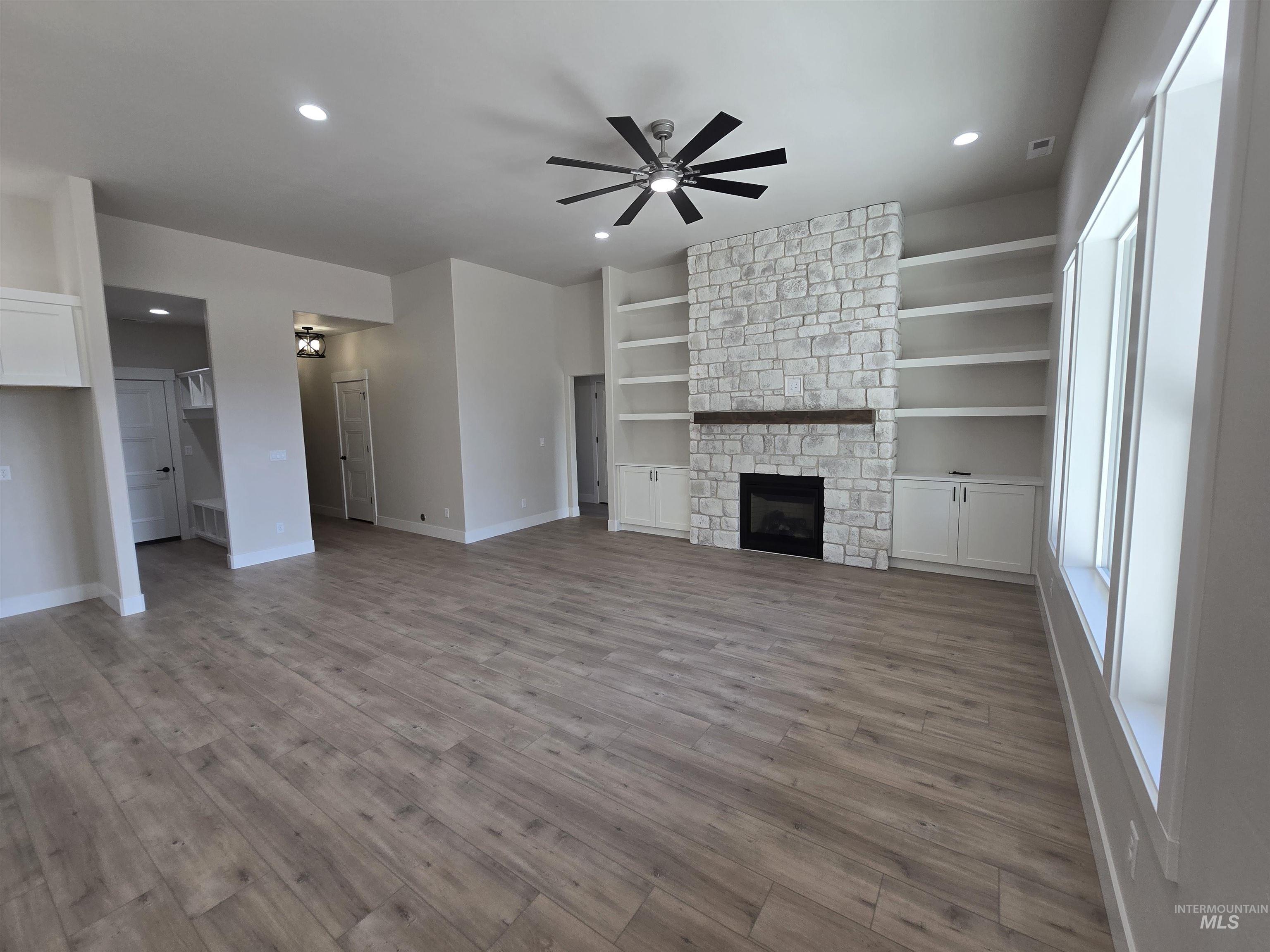 1577 Tule Dr., Twin Falls, Idaho 83301, 4 Bedrooms, 3 Bathrooms, Residential For Sale, Price $650,000,MLS 98973126