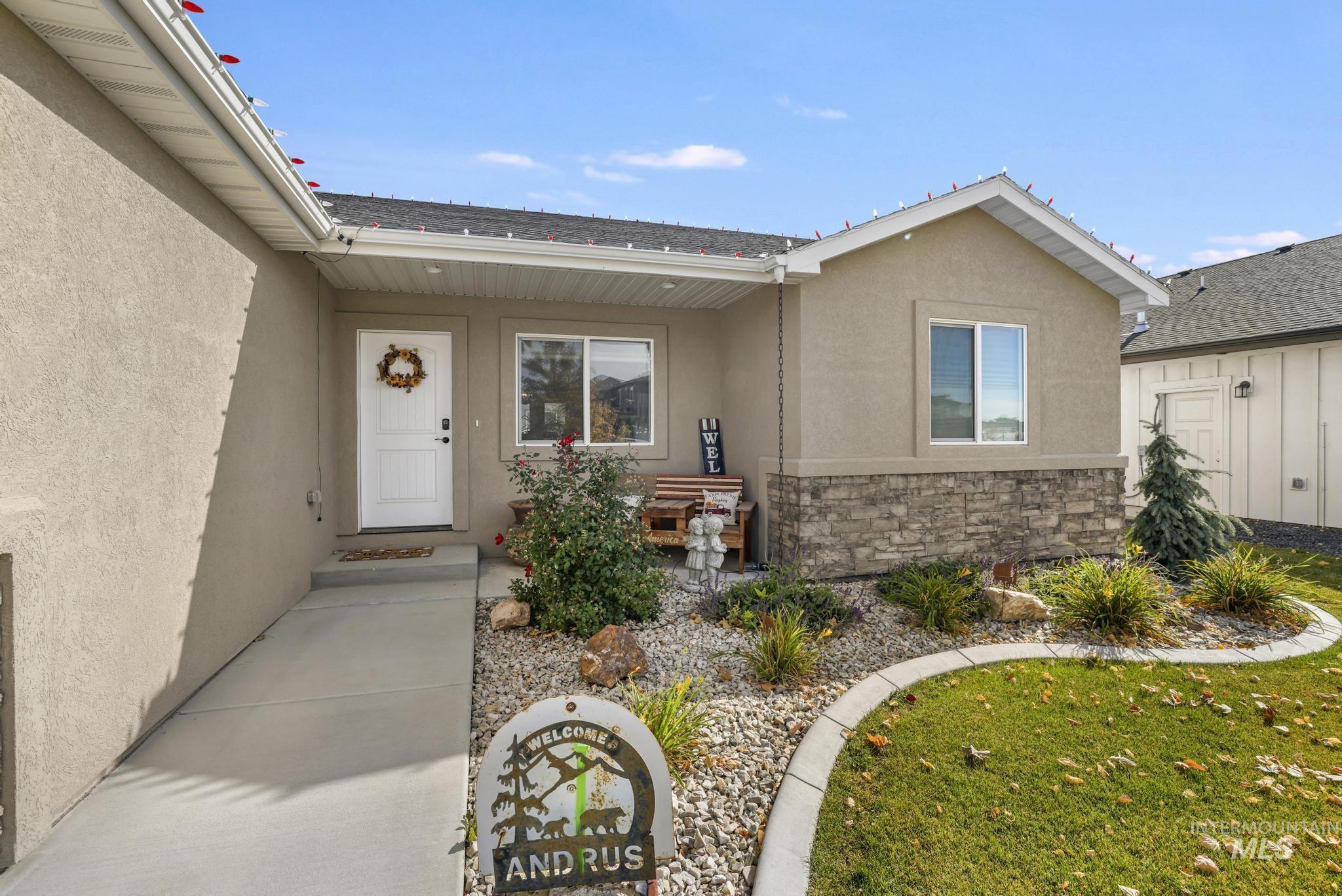 607 Cheri Ct., Kimberly, Idaho 83341, 4 Bedrooms, 2 Bathrooms, Residential For Sale, Price $374,999,MLS 98973129