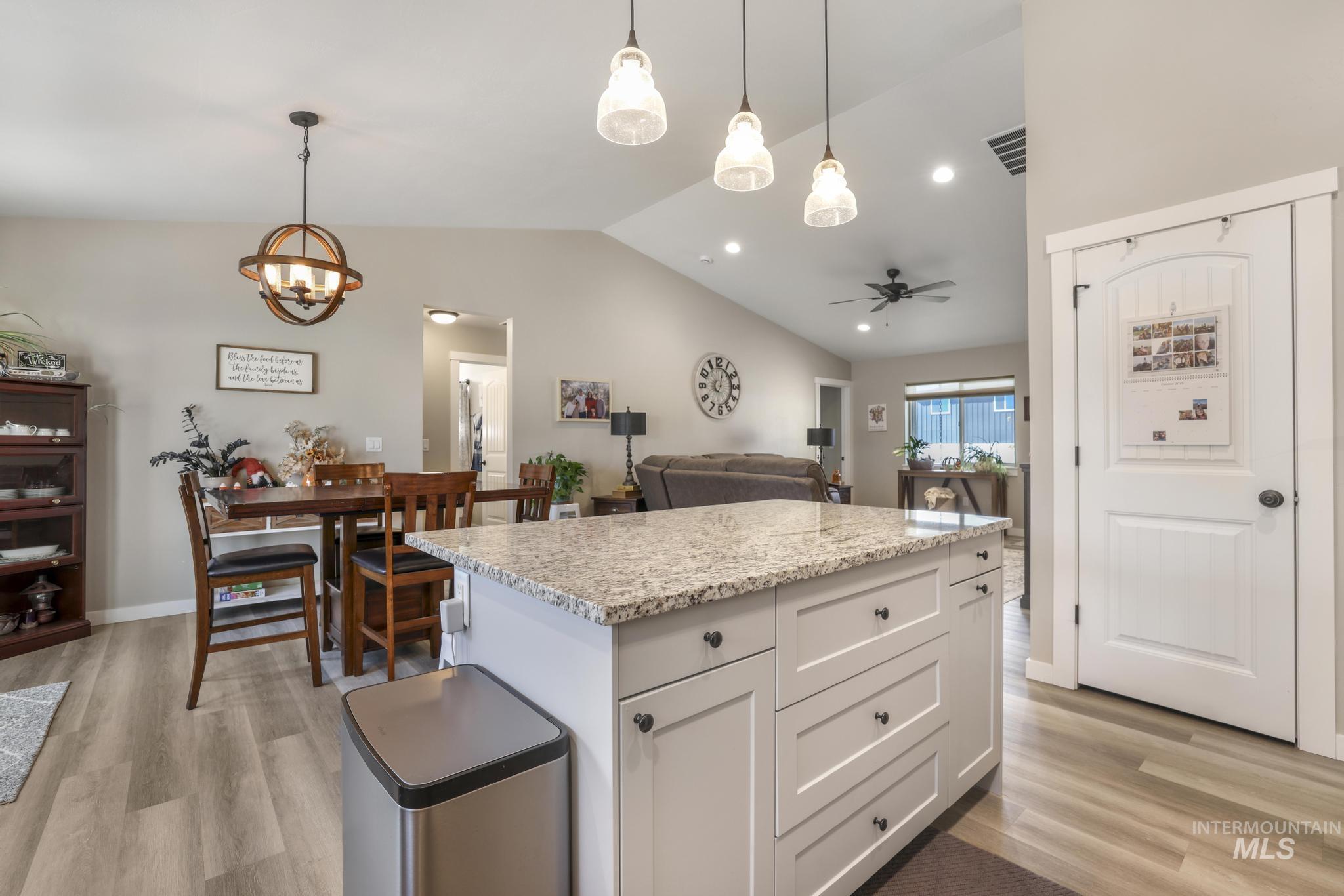 607 Cheri Ct., Kimberly, Idaho 83341, 4 Bedrooms, 2 Bathrooms, Residential For Sale, Price $374,999,MLS 98973129