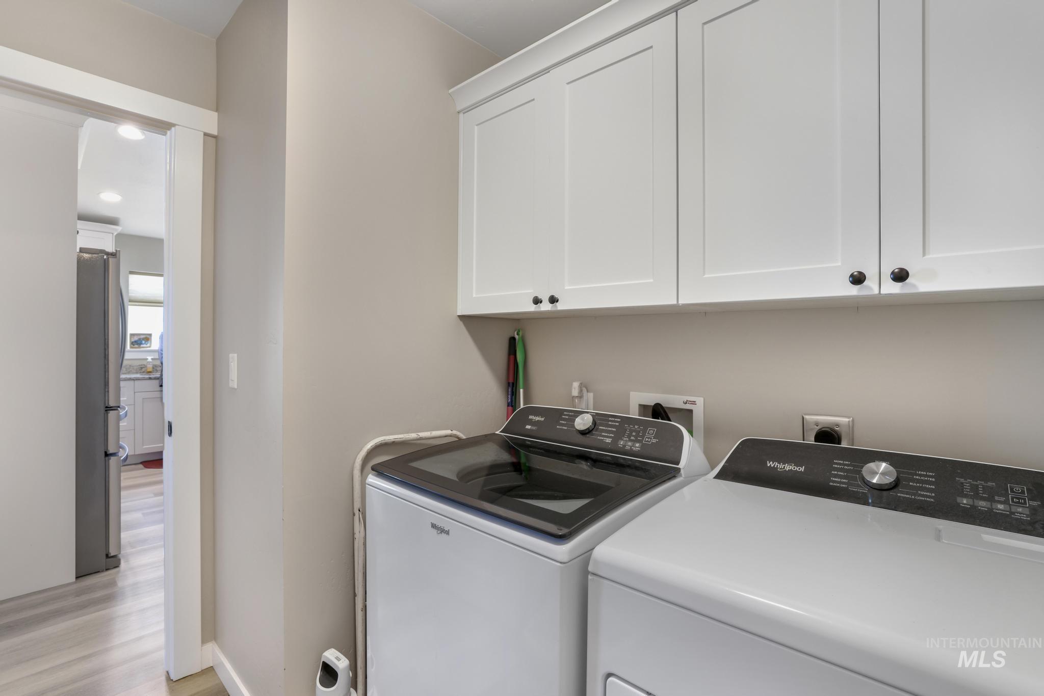 607 Cheri Ct., Kimberly, Idaho 83341, 4 Bedrooms, 2 Bathrooms, Residential For Sale, Price $374,999,MLS 98973129