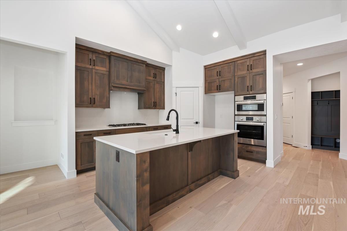 6610 N Good Drive, Eagle, Idaho 83629-0000, 3 Bedrooms, 2 Bathrooms, Residential For Sale, Price $599,880,MLS 98973131