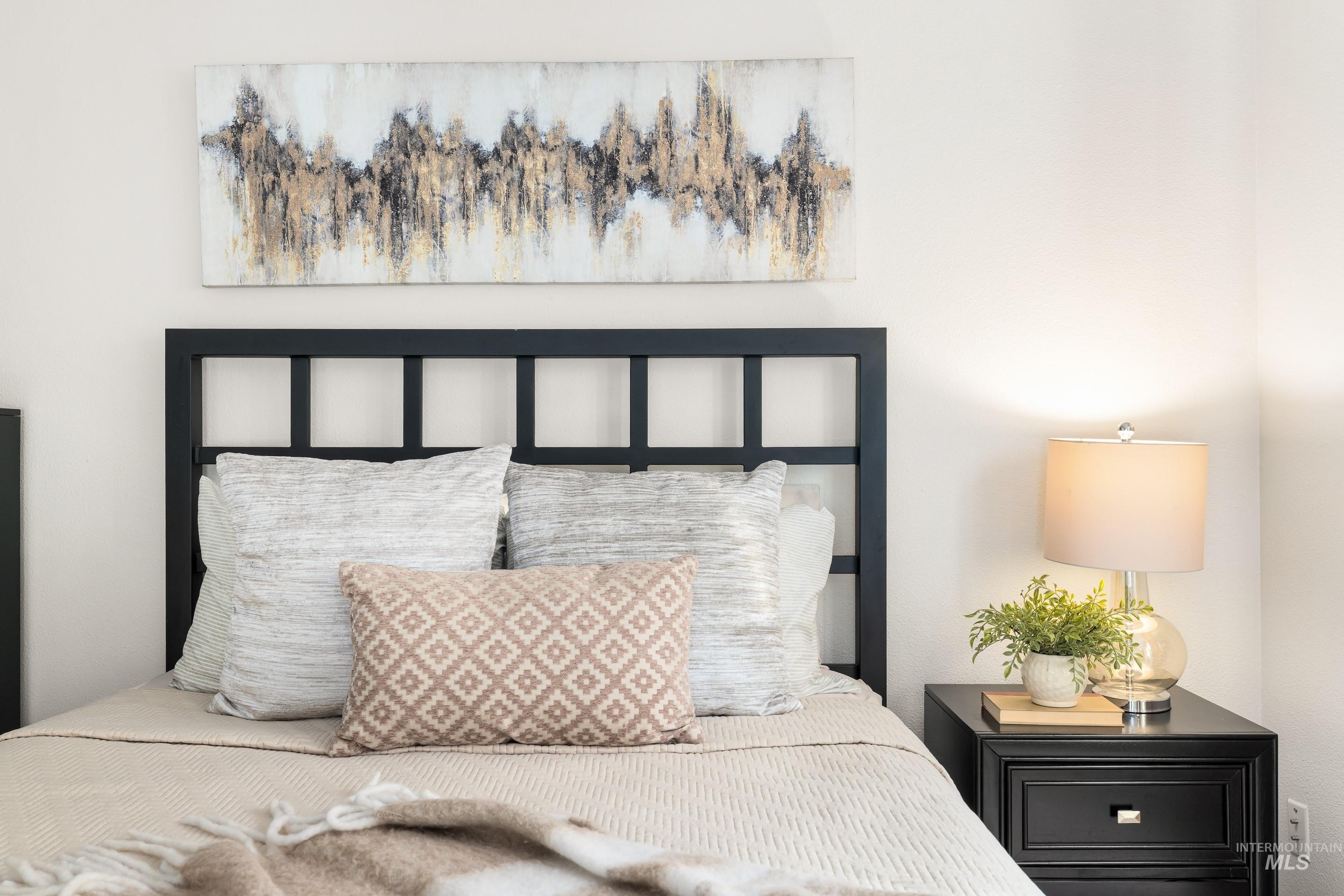 7225 W Cascade Dr, Boise, Idaho 83704, 2 Bedrooms, 1.5 Bathrooms, Residential For Sale, Price $324,900,MLS 98973132