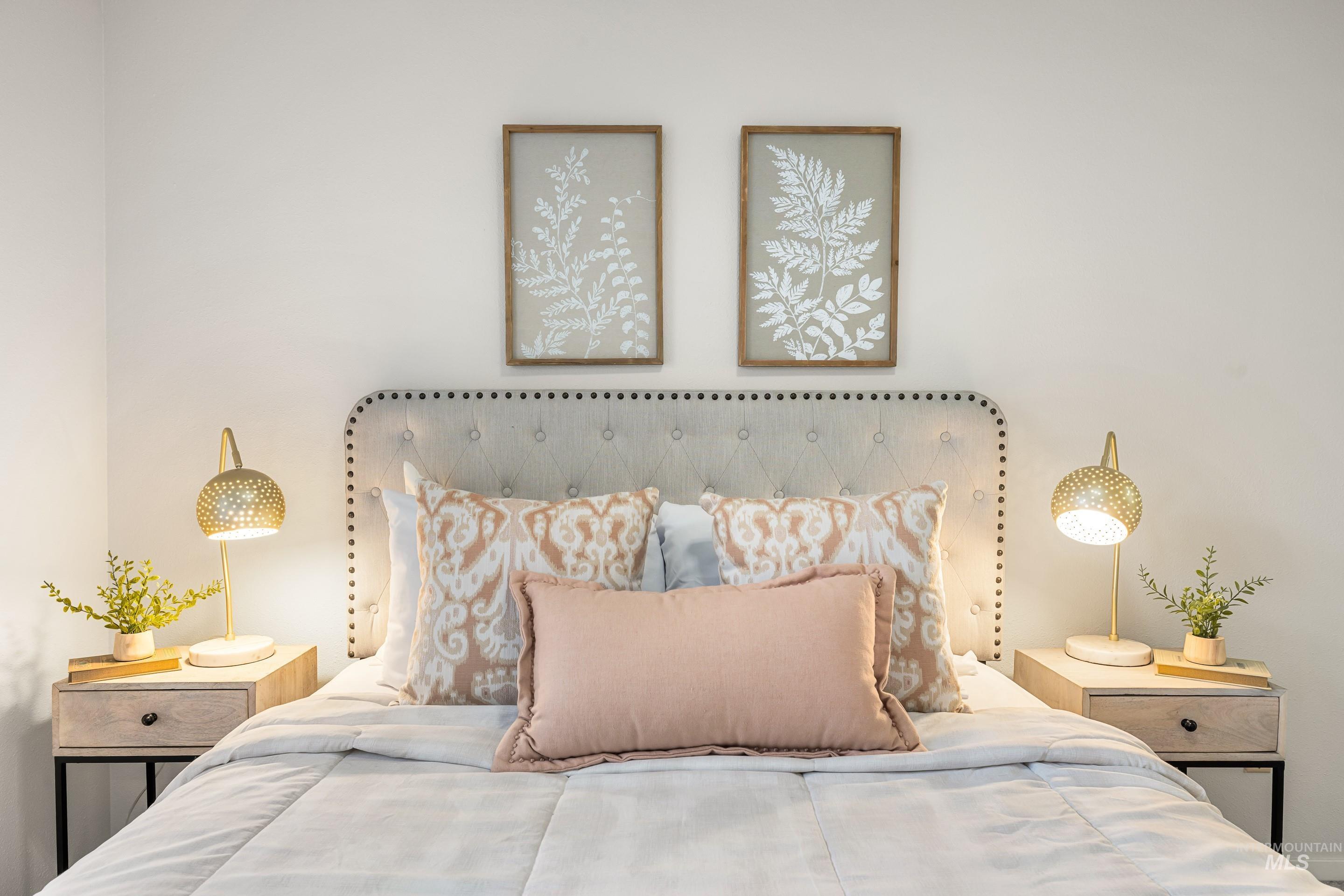 7225 W Cascade Dr, Boise, Idaho 83704, 2 Bedrooms, 1.5 Bathrooms, Residential For Sale, Price $324,900,MLS 98973132