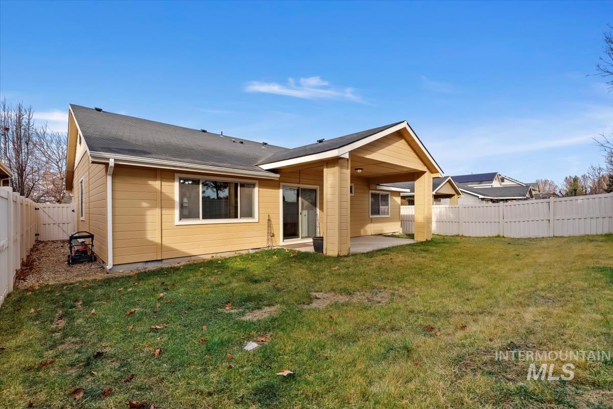 1838 Ridge Way, Middleton, Idaho 83644, 3 Bedrooms, 2 Bathrooms, Residential For Sale, Price $424,900,MLS 98973133