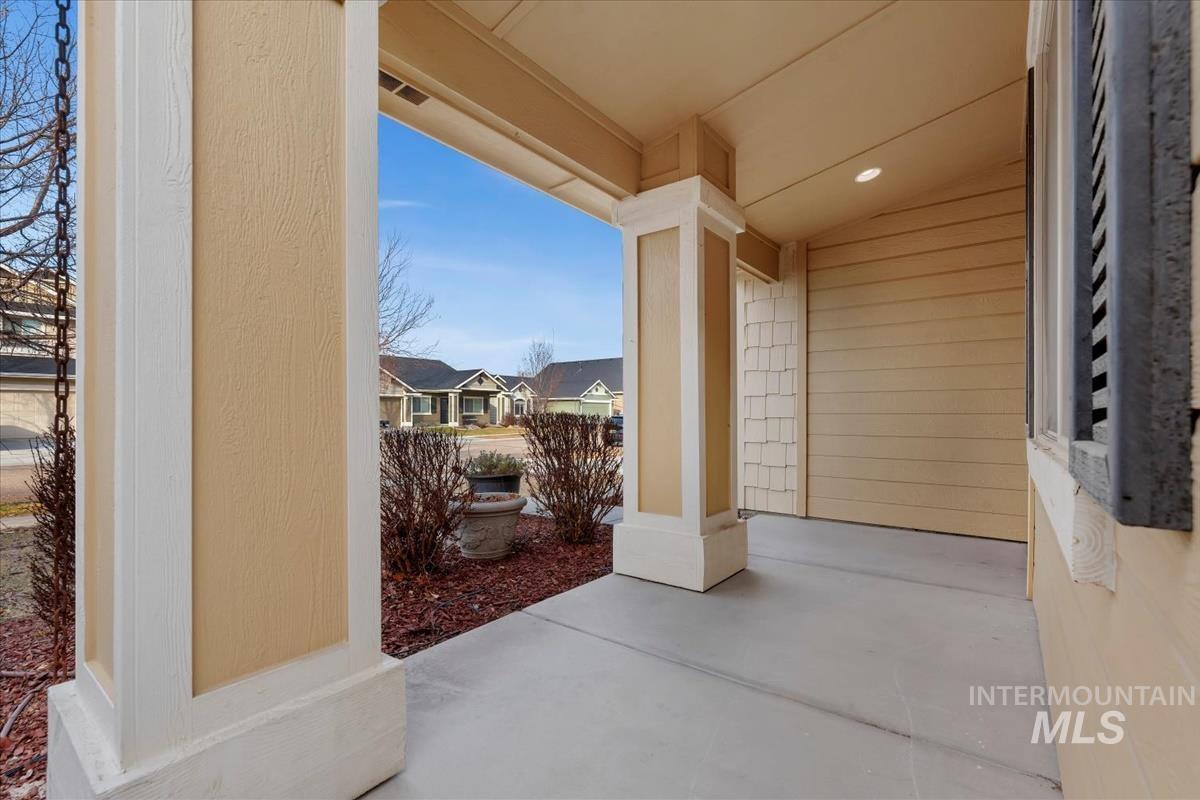 1838 Ridge Way, Middleton, Idaho 83644, 3 Bedrooms, 2 Bathrooms, Residential For Sale, Price $424,900,MLS 98973133