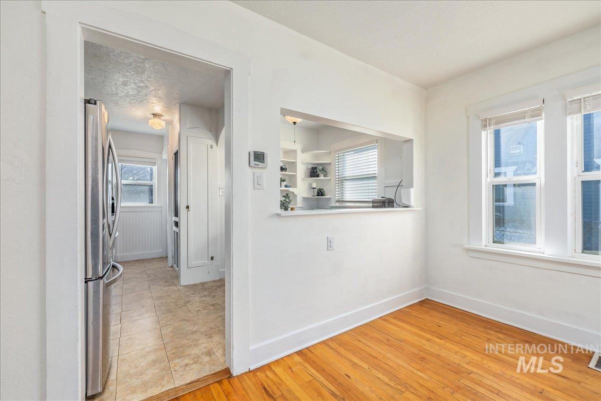 308 17th Avenue S, Nampa, Idaho 83651, 2 Bedrooms, 1 Bathroom, Residential For Sale, Price $320,000,MLS 98973135