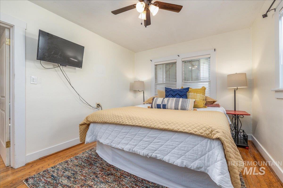 308 17th Avenue S, Nampa, Idaho 83651, 2 Bedrooms, 1 Bathroom, Residential For Sale, Price $320,000,MLS 98973135