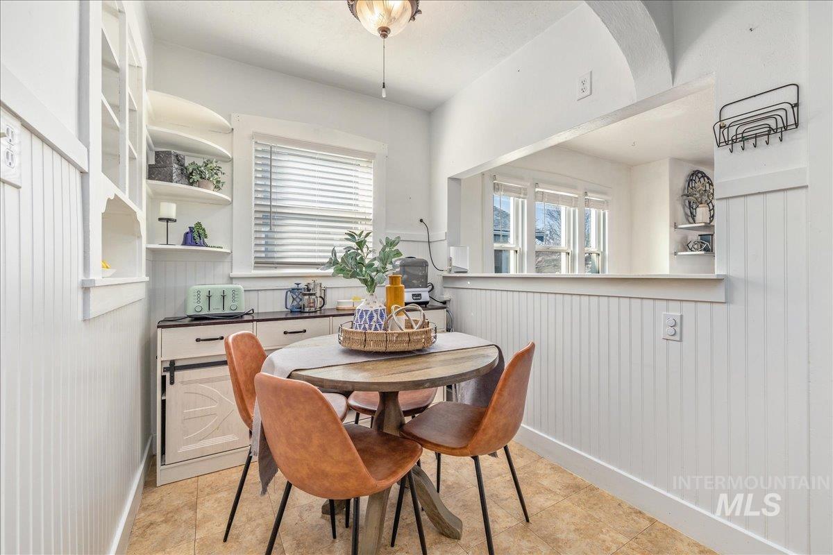 308 17th Avenue S, Nampa, Idaho 83651, 2 Bedrooms, 1 Bathroom, Residential For Sale, Price $320,000,MLS 98973135