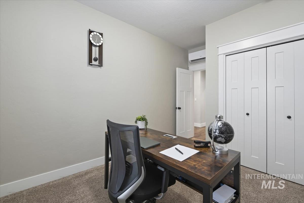 1980 Scotch Pine Dr., Middleton, Idaho 83644, 3 Bedrooms, 2 Bathrooms, Residential For Sale, Price $569,995,MLS 98973136