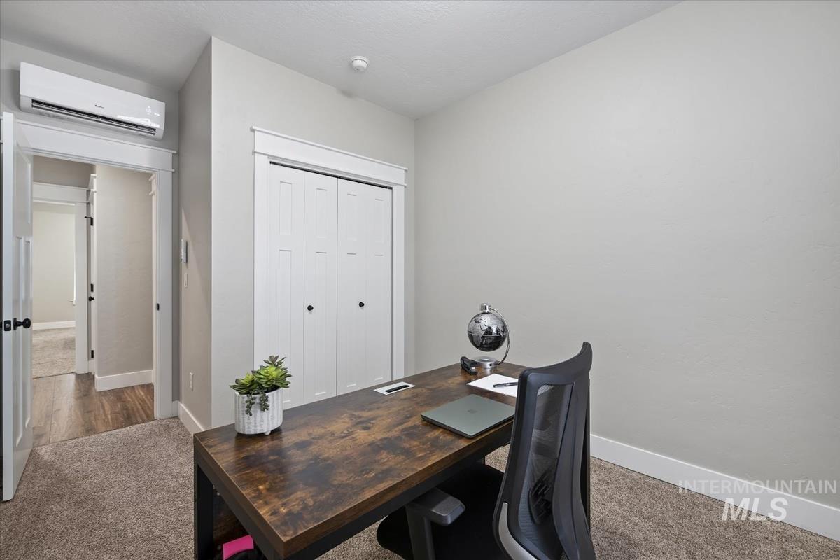 1980 Scotch Pine Dr., Middleton, Idaho 83644, 3 Bedrooms, 2 Bathrooms, Residential For Sale, Price $569,995,MLS 98973136