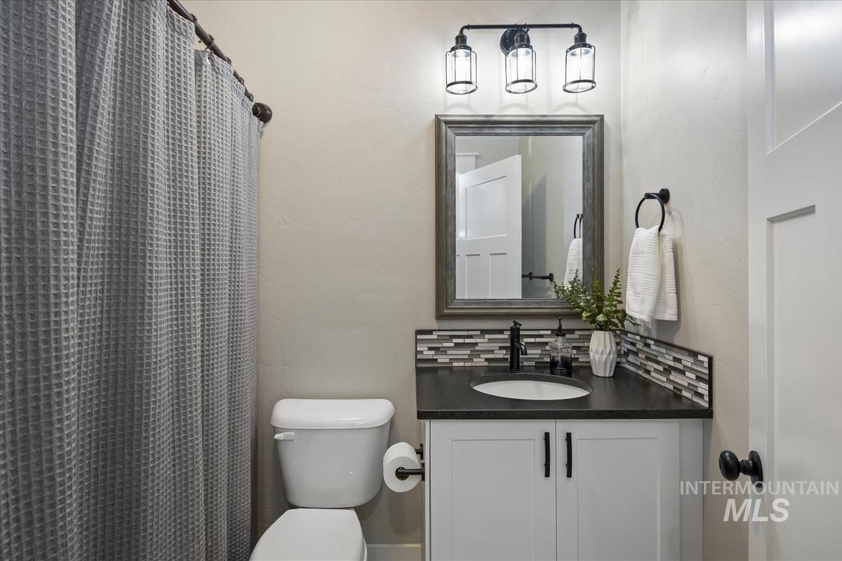 1980 Scotch Pine Dr., Middleton, Idaho 83644, 3 Bedrooms, 2 Bathrooms, Residential For Sale, Price $569,995,MLS 98973136