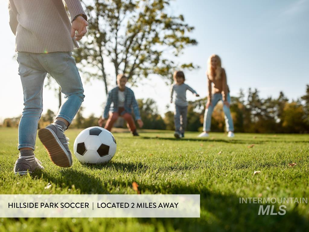 1980 Scotch Pine Dr., Middleton, Idaho 83644, 3 Bedrooms, 2 Bathrooms, Residential For Sale, Price $569,995,MLS 98973136